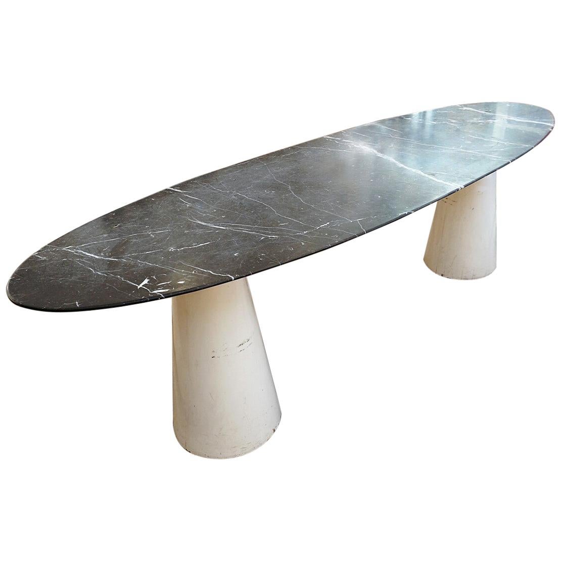 Große ovale Marmorkonsole/Table aus der Mitte des Jahrhunderts, Italien, 1970er Jahre