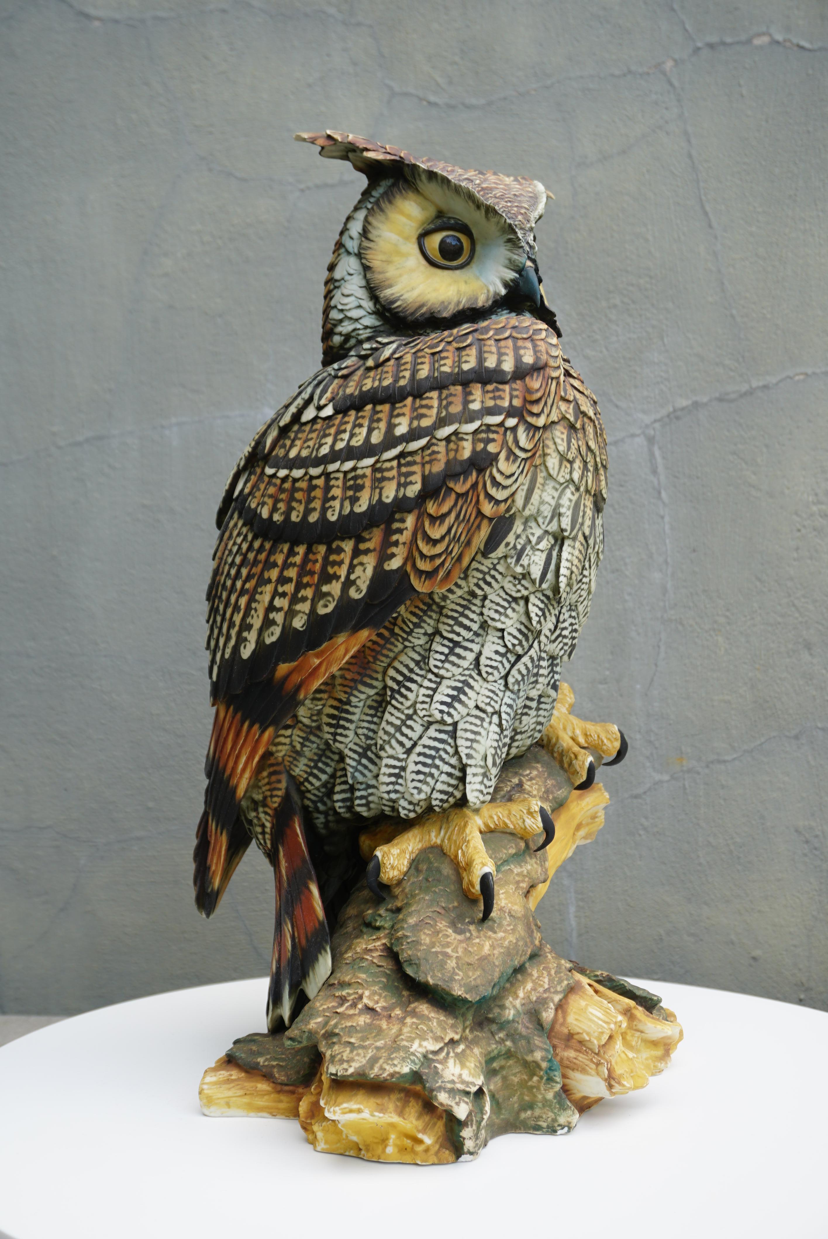 Large Mid-Century Owl Sculpture  For Sale 3