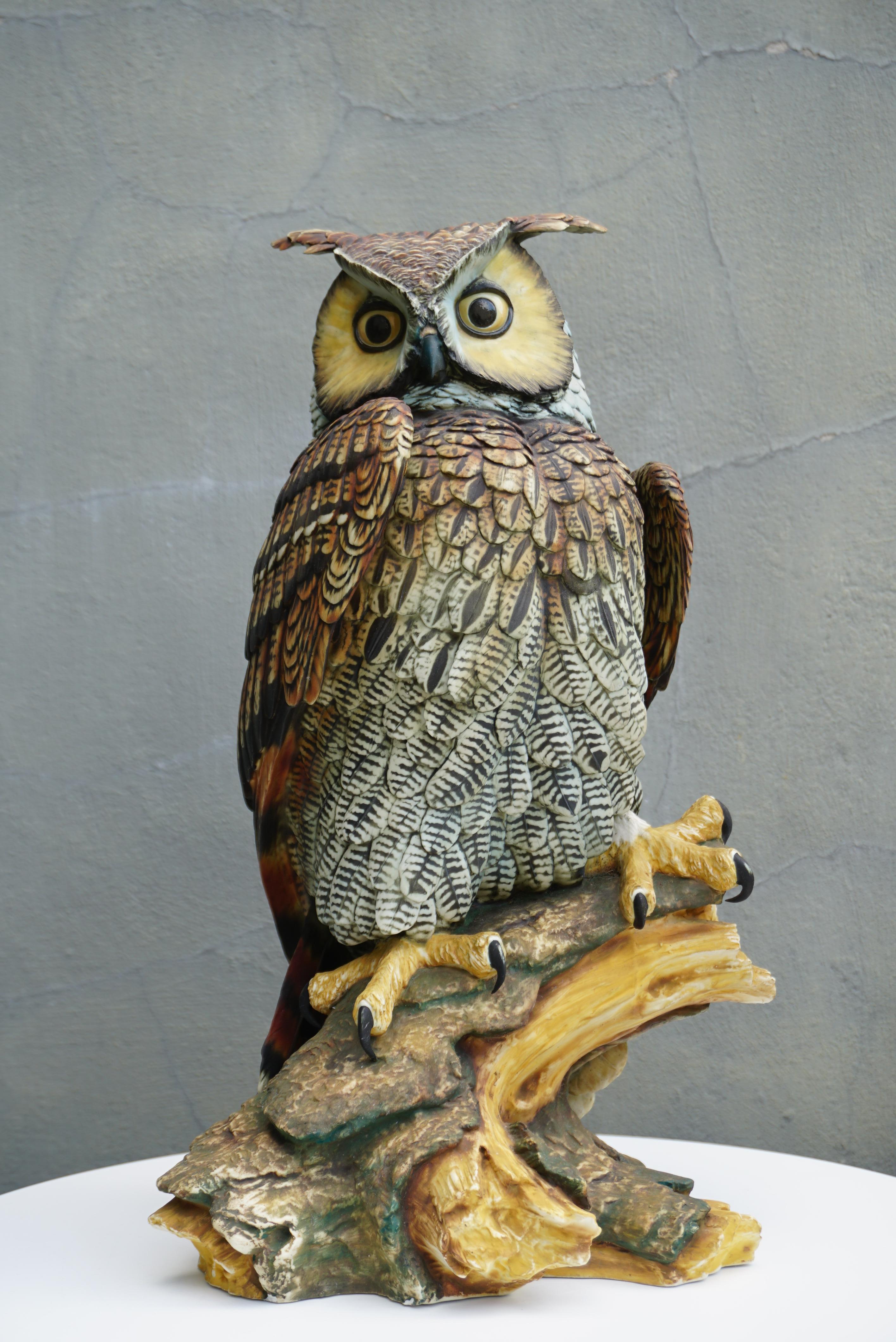 Large Mid-Century Owl Sculpture  For Sale 5