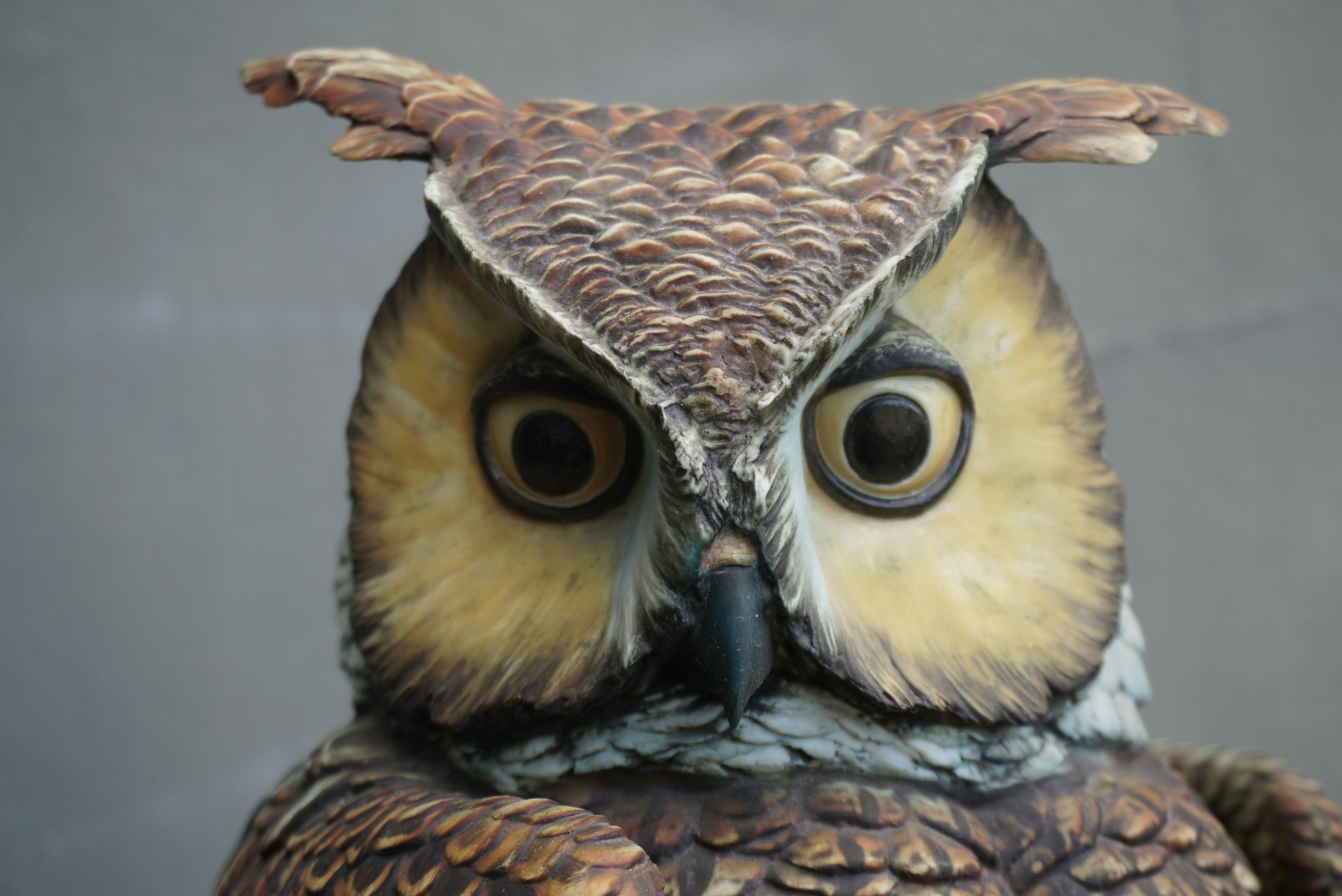 Large Mid-Century Owl Sculpture  For Sale 6