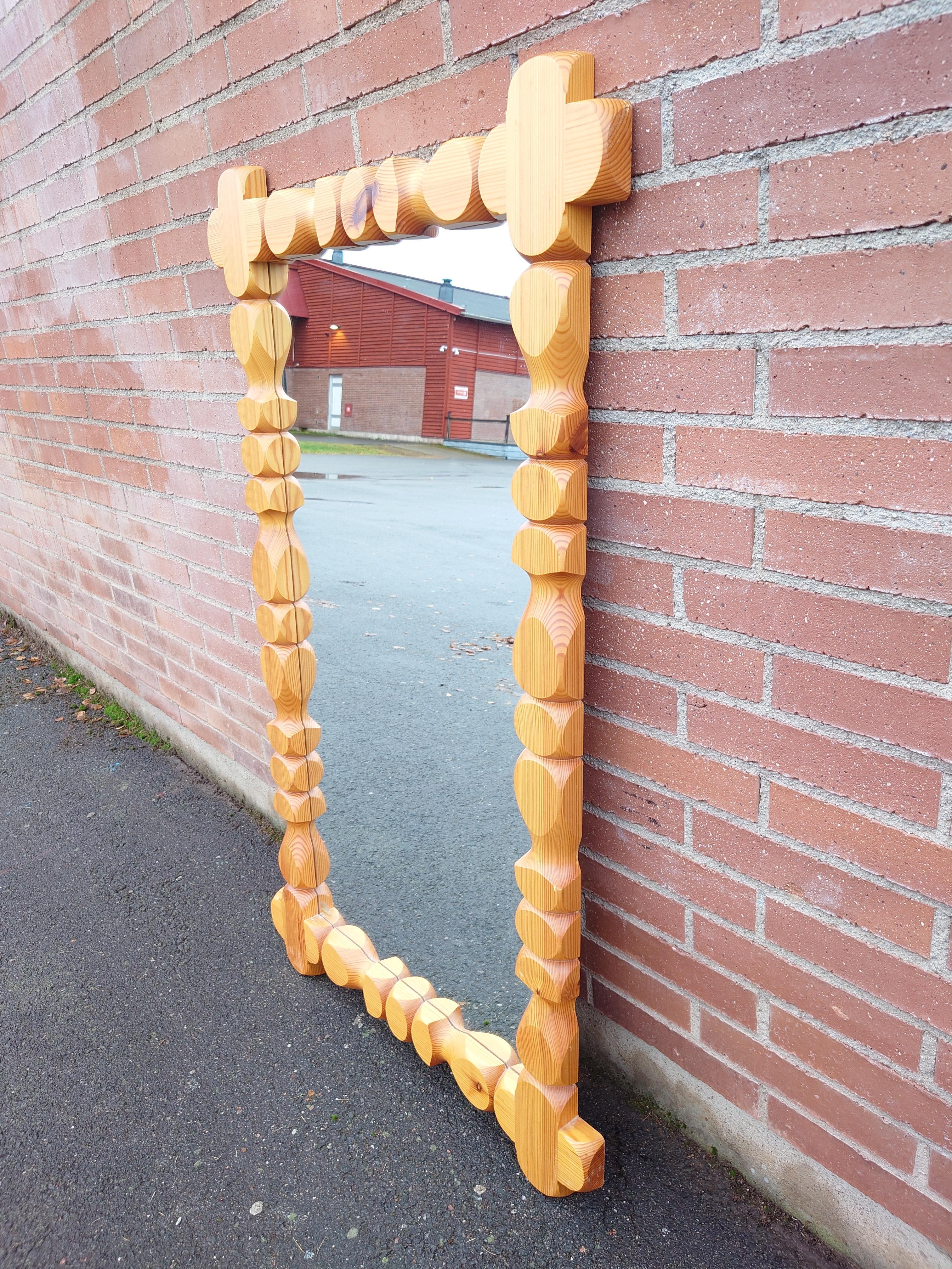 Suédois Grand miroir mural en pin du milieu du siècle Glasmäster Markaryd, Suède 1970 en vente