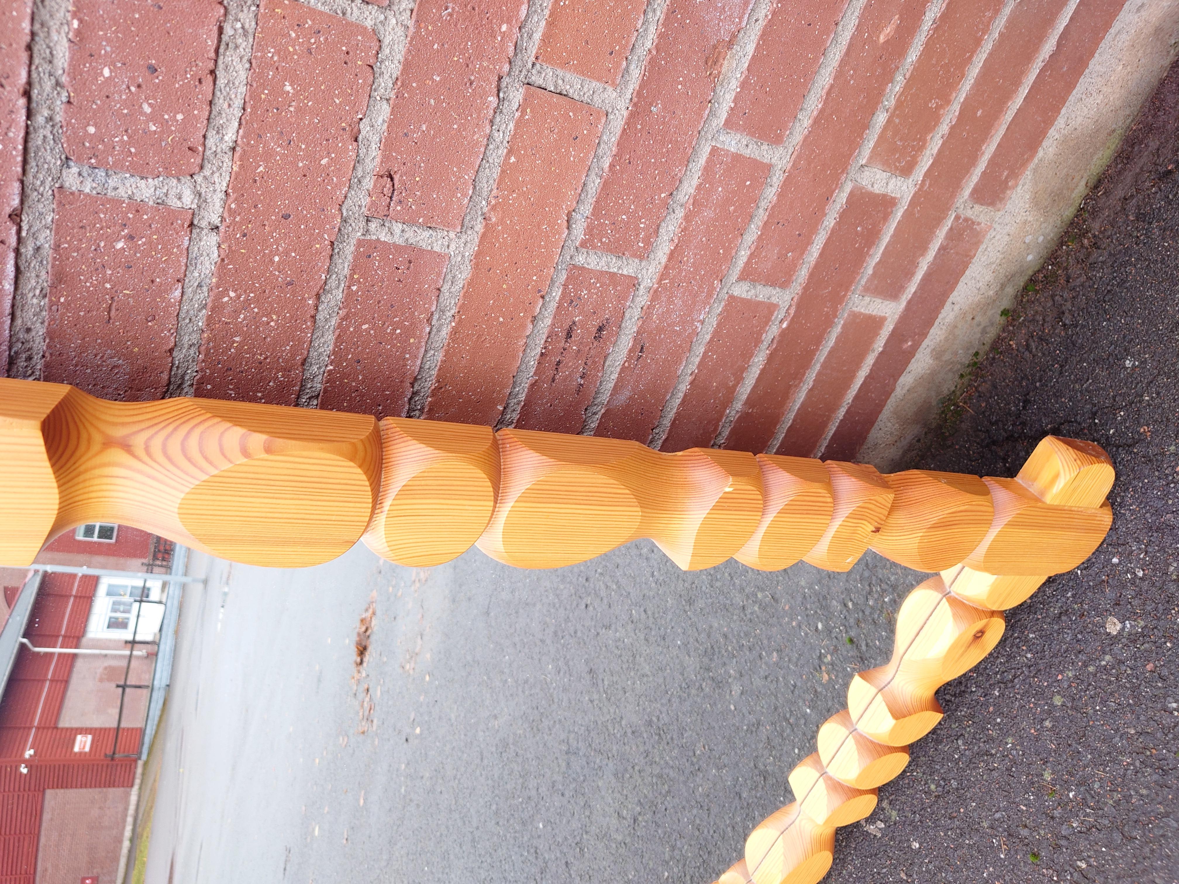 Fin du 20e siècle Grand miroir mural en pin du milieu du siècle Glasmäster Markaryd, Suède 1970 en vente