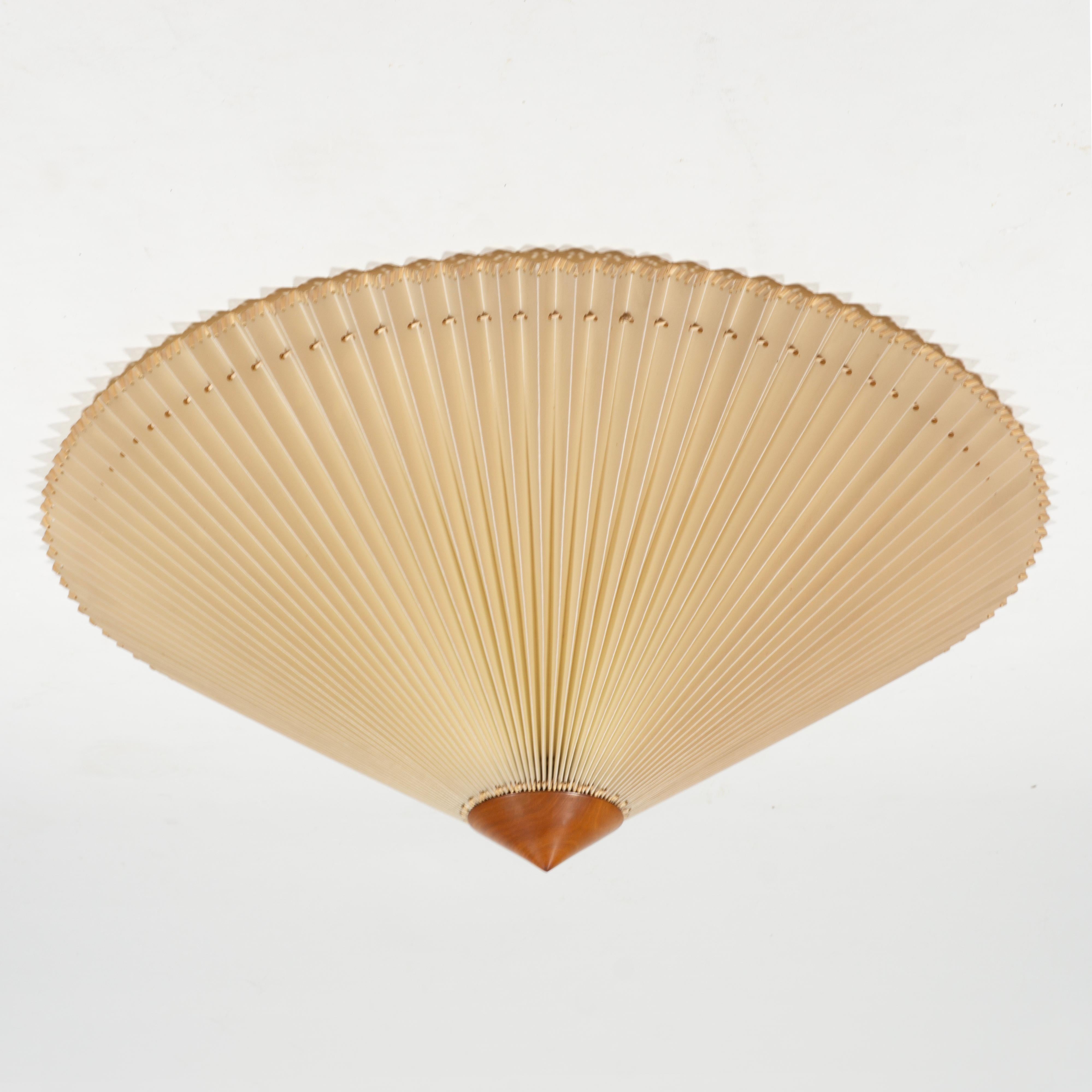 European Large Mid-Century Pleated Flush Mount Ceiling Lamp with wooden Centrepiece, 1960 For Sale
