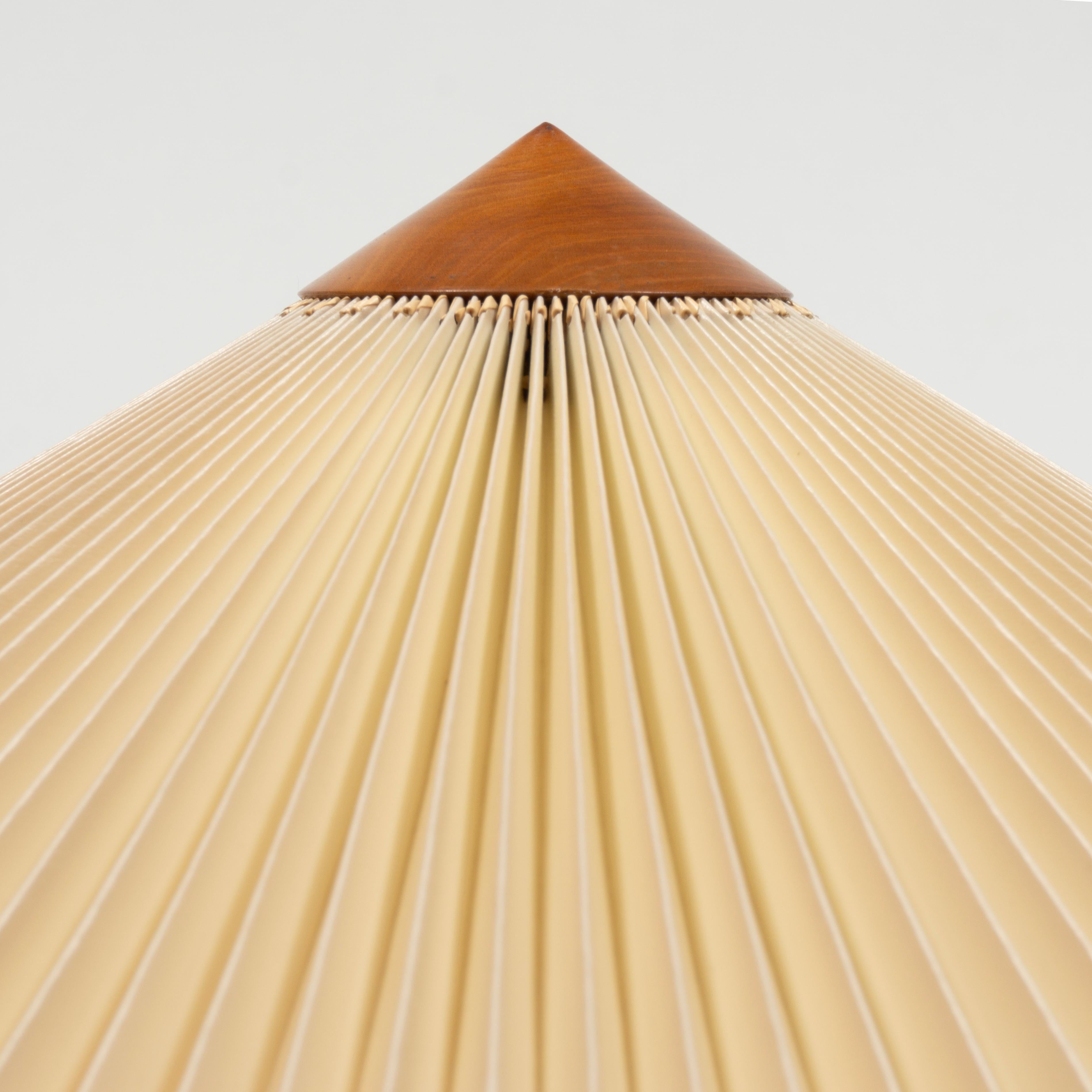 20th Century Large Mid-Century Pleated Flush Mount Ceiling Lamp with wooden Centrepiece, 1960 For Sale