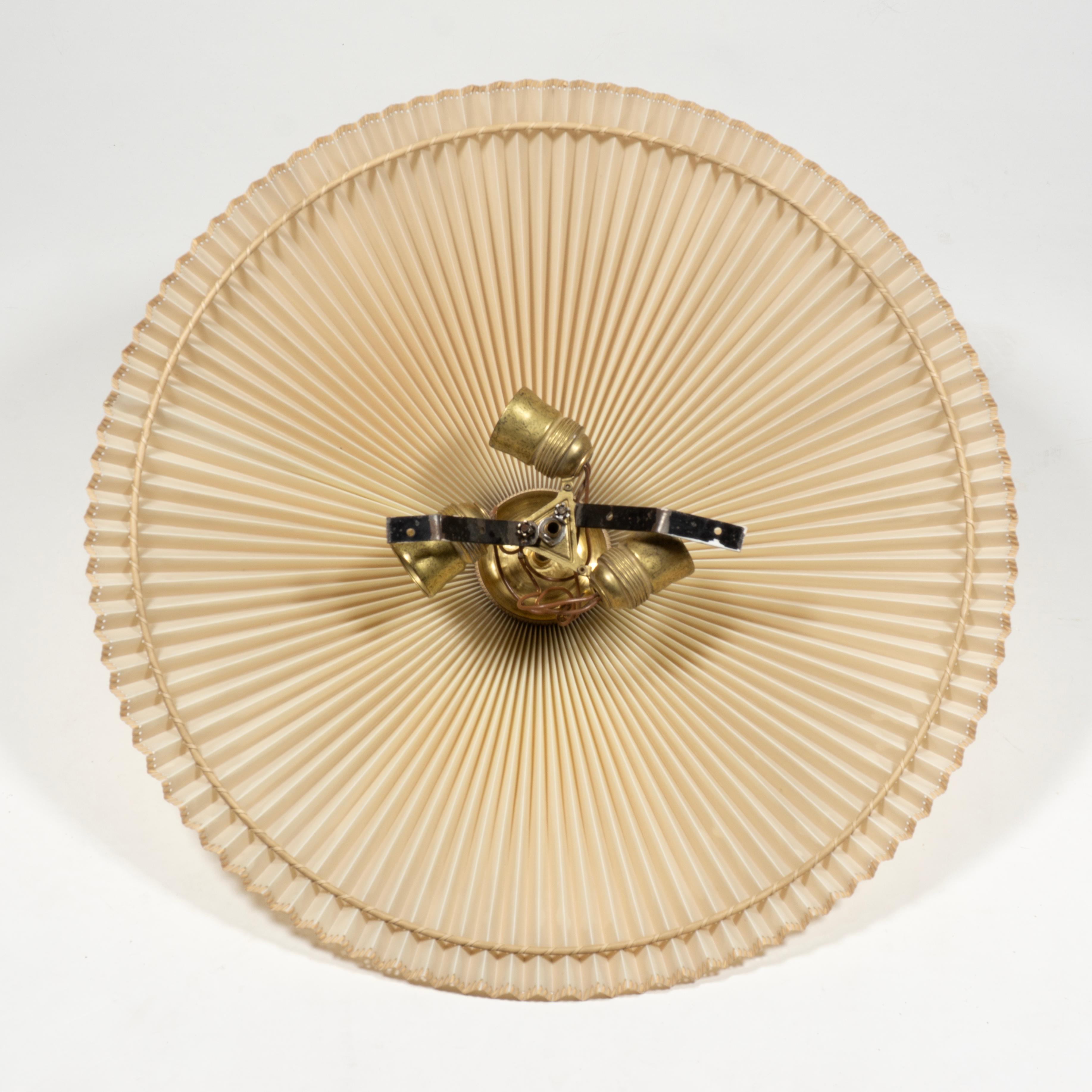 Large Mid-Century Pleated Flush Mount Ceiling Lamp with wooden Centrepiece, 1960 For Sale 1