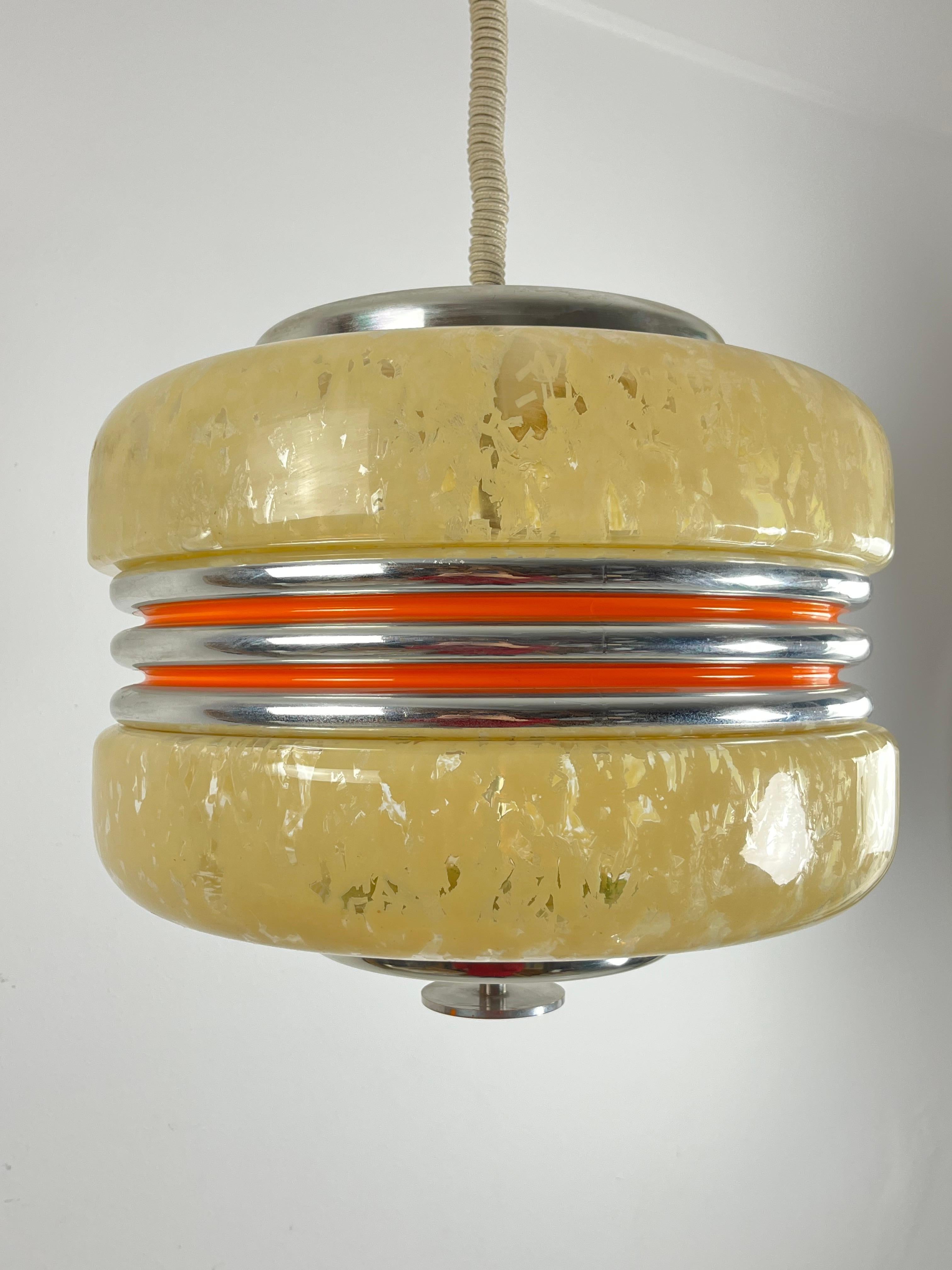 Large Mid-Century Plexiglass Chandelier Neon Light Italian Design 1950s For Sale 4