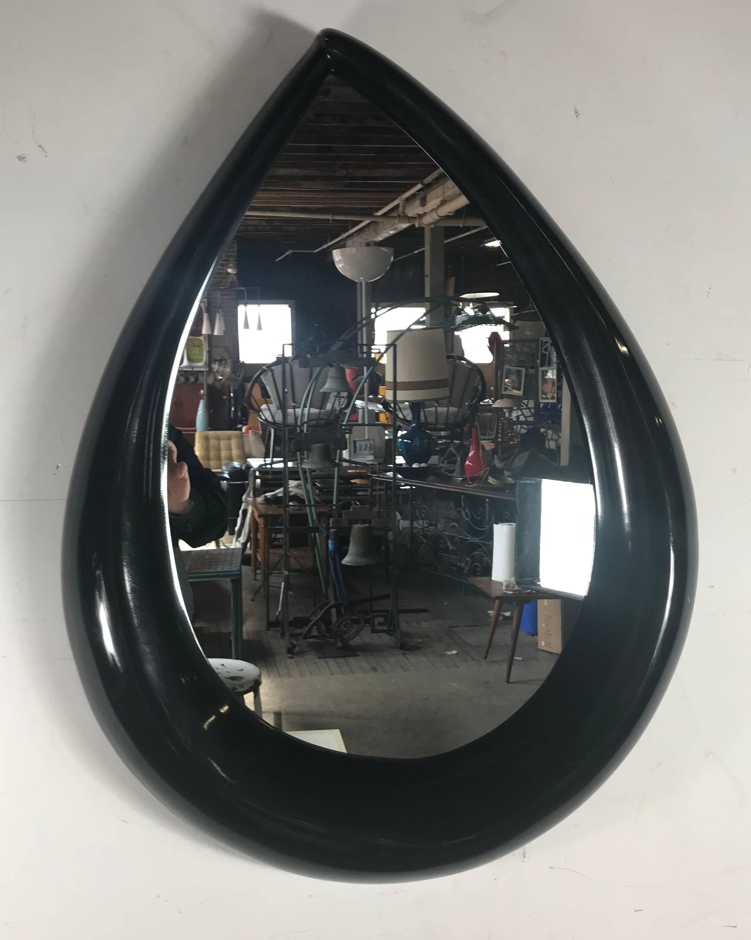 American Large Midcentury POP Modern Teardrop Mirror in Black Lacquer, circa 1971