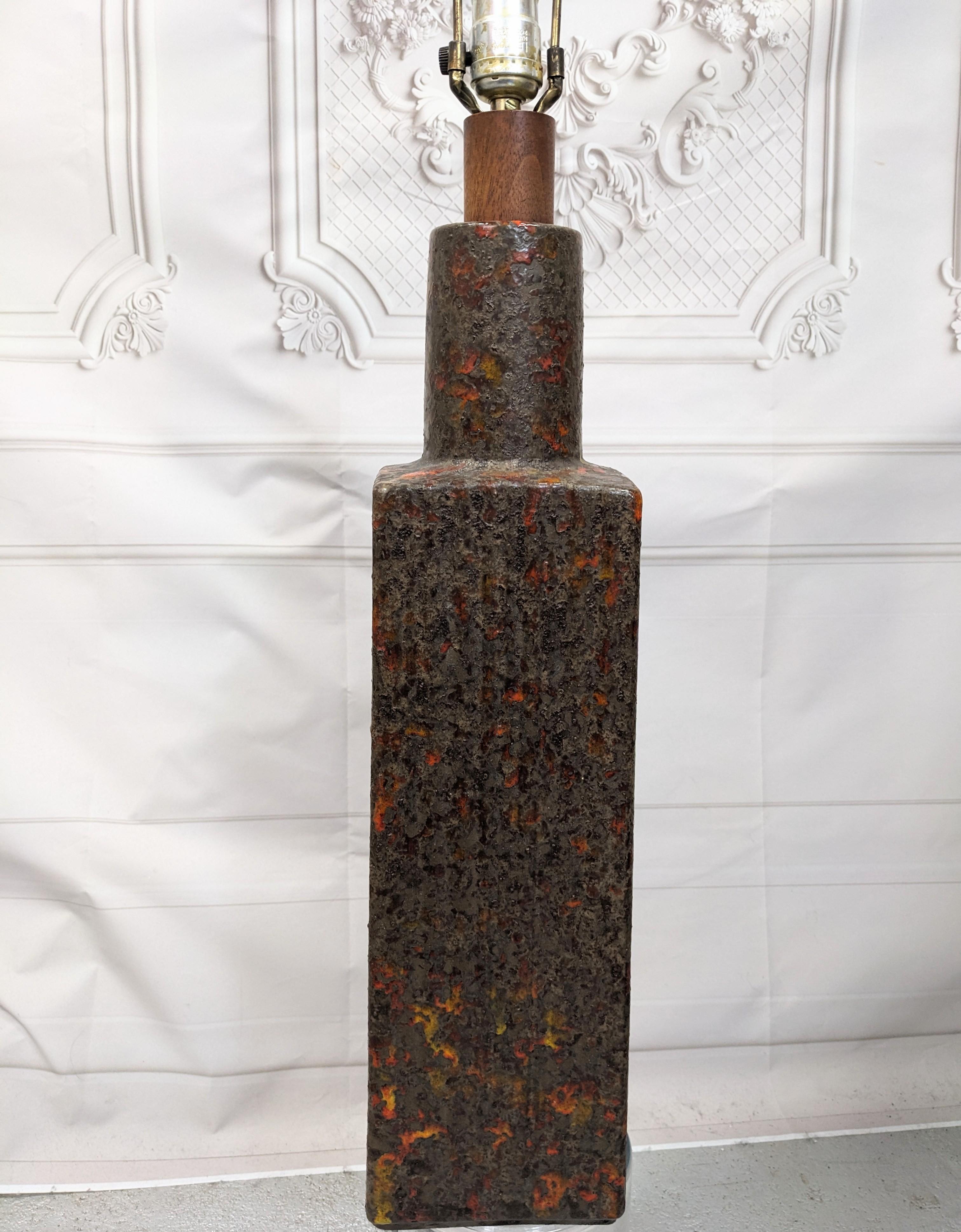 Große Mid Century Pottery Lampe (Mitte des 20. Jahrhunderts) im Angebot