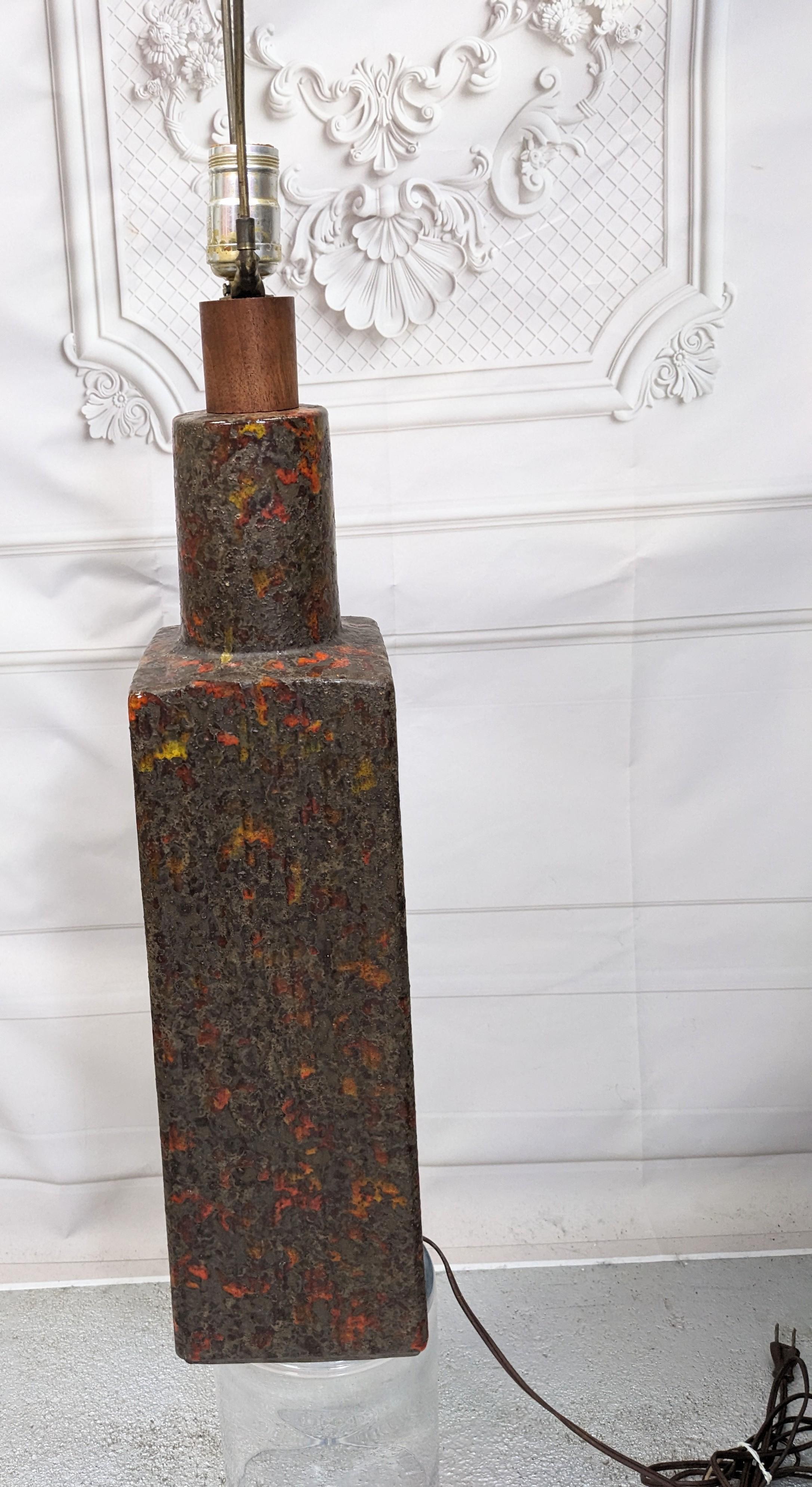 Große Mid Century Pottery Lampe im Angebot 1