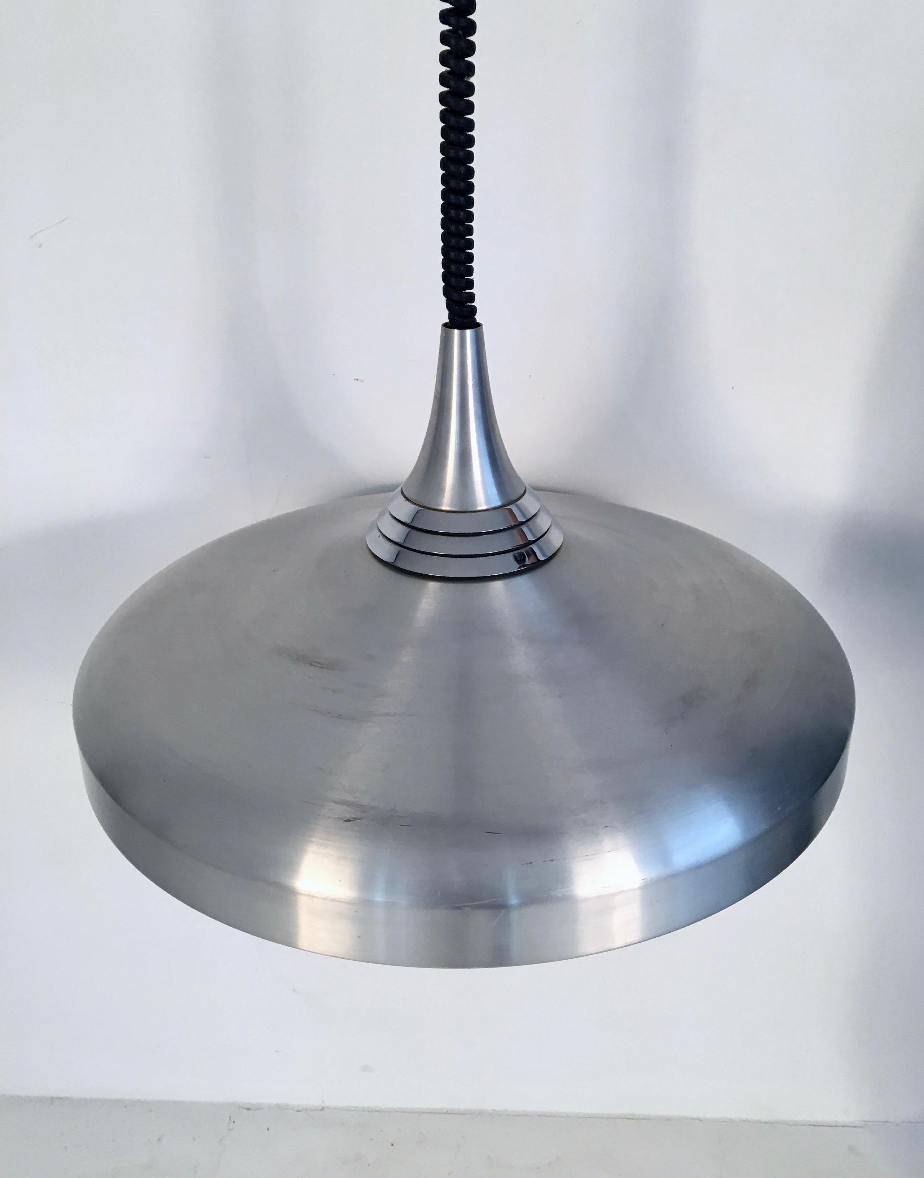 Italian Large Midcentury Pull Down Pendant Lamp Shade, Italy, circa 1970 For Sale