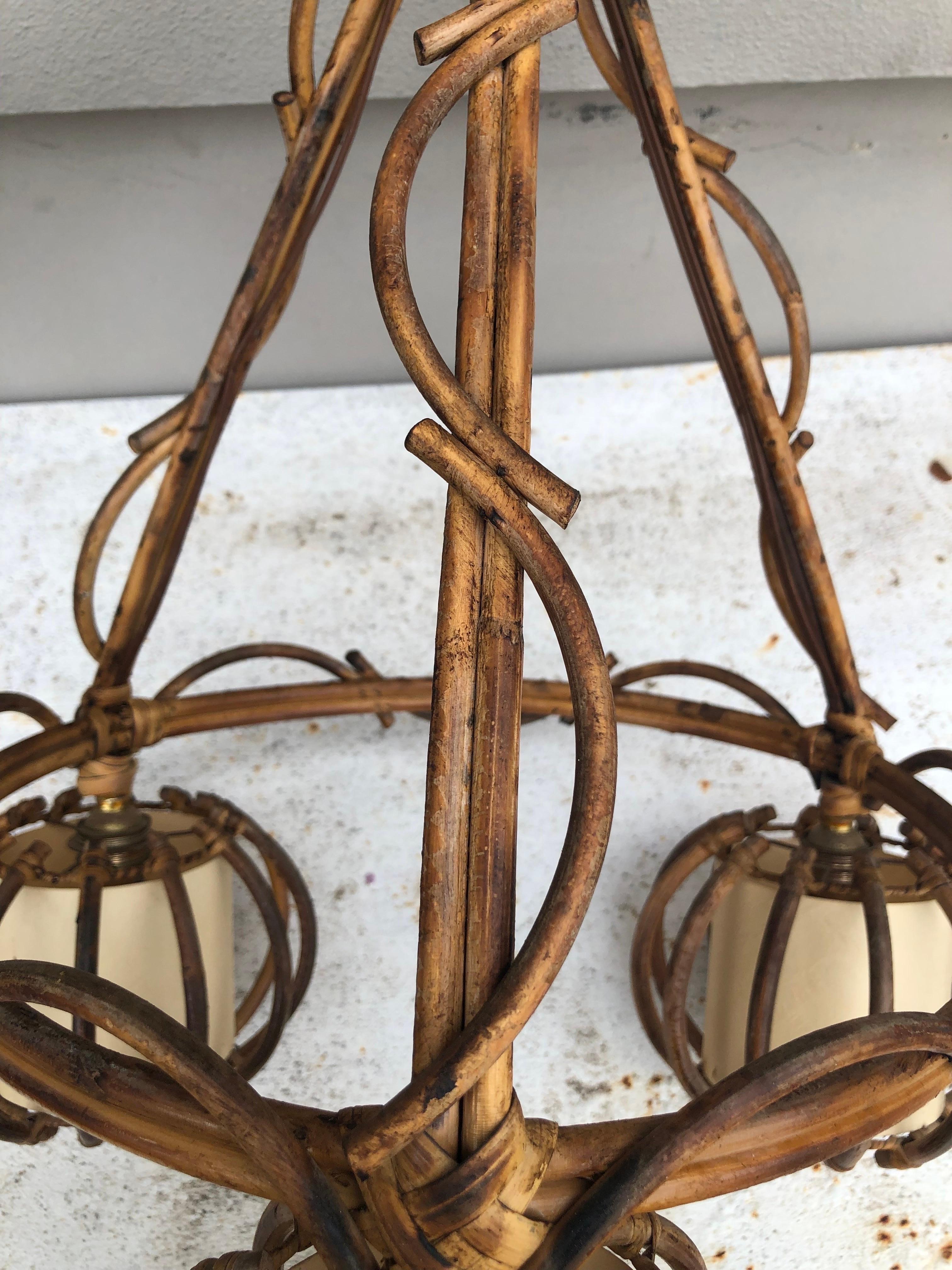 French Large Mid-Century Rattan Chandelier Louis Sognot For Sale