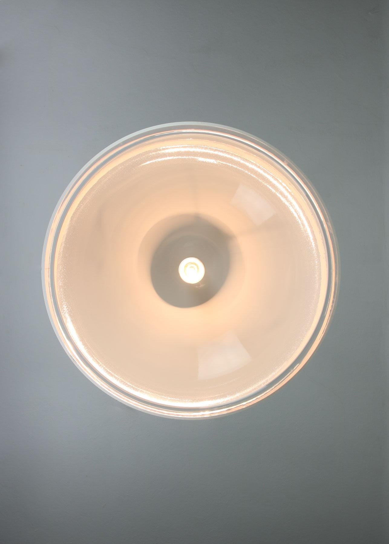 Plexiglass Large Mid-Century Saucer Pendant Lamp from Guzzini For Sale