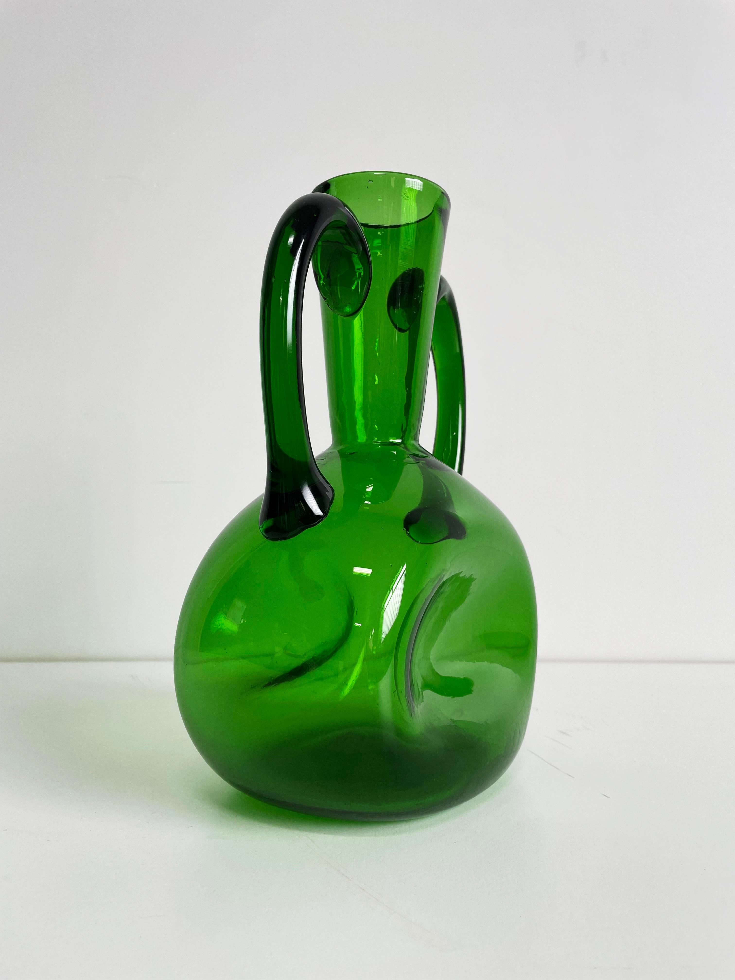 Large Mid Century Scandinavian Emerald Green Blown Glass Vase, 1960s/1970s In Good Condition In Zagreb, HR