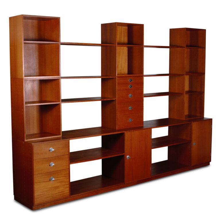 Designed by Finn Juhl for France and Sons, Denmark, circa 1960s. This set is extremely versatile and can be set up in a few different ways. The shelves are fully adjustable and are easy to move around. This is a very handsome and piratical