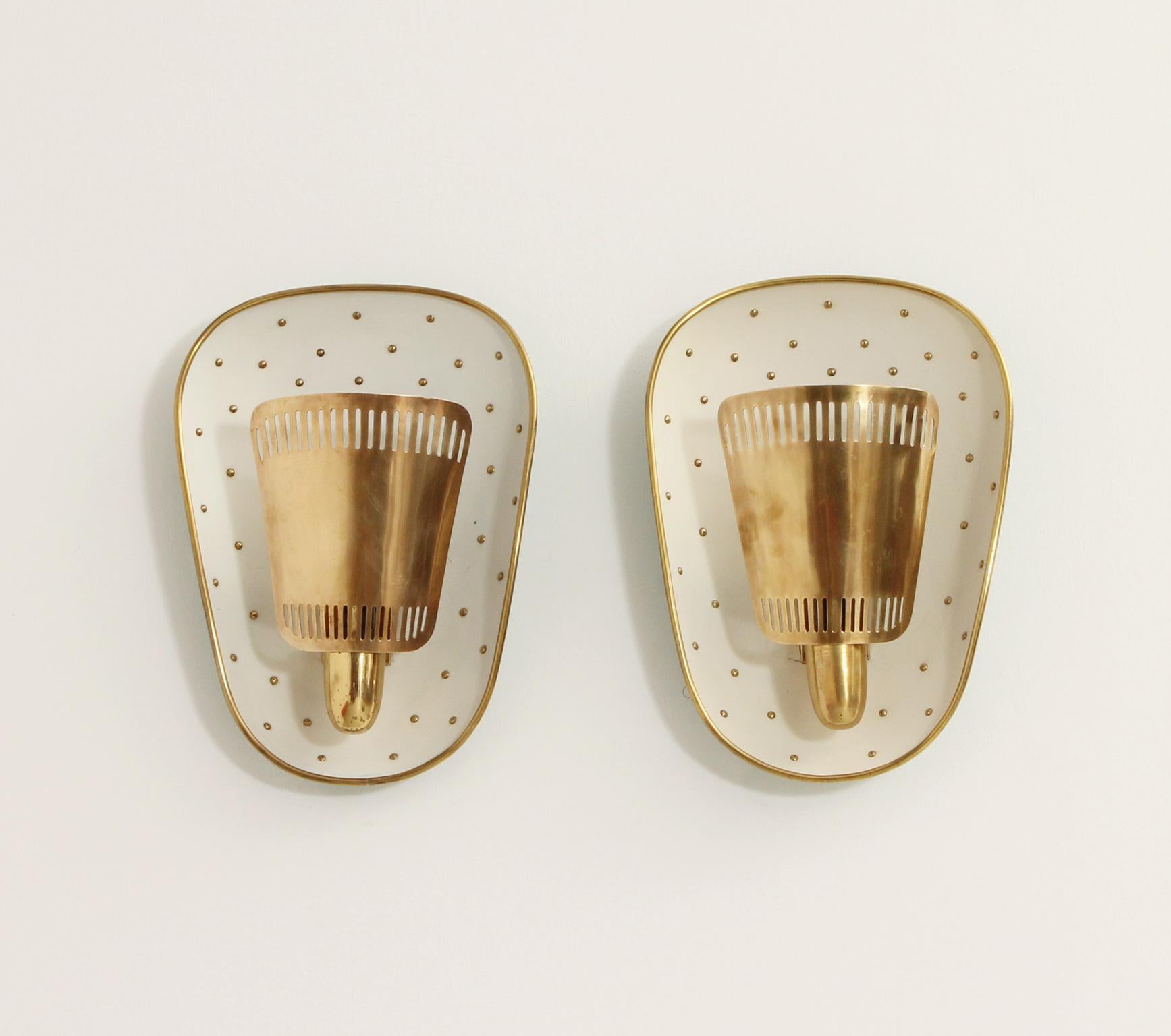 Mid-Century Modern Large Mid-century Sconce Attributed to Hillebrand, Germany, 1950's en vente