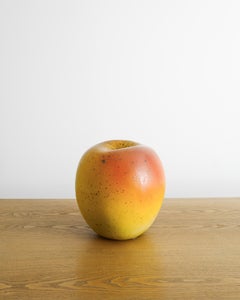 Grande sculpture de pomme en grès du milieu du siècle par Hans Hedberg pour Biot France 1950