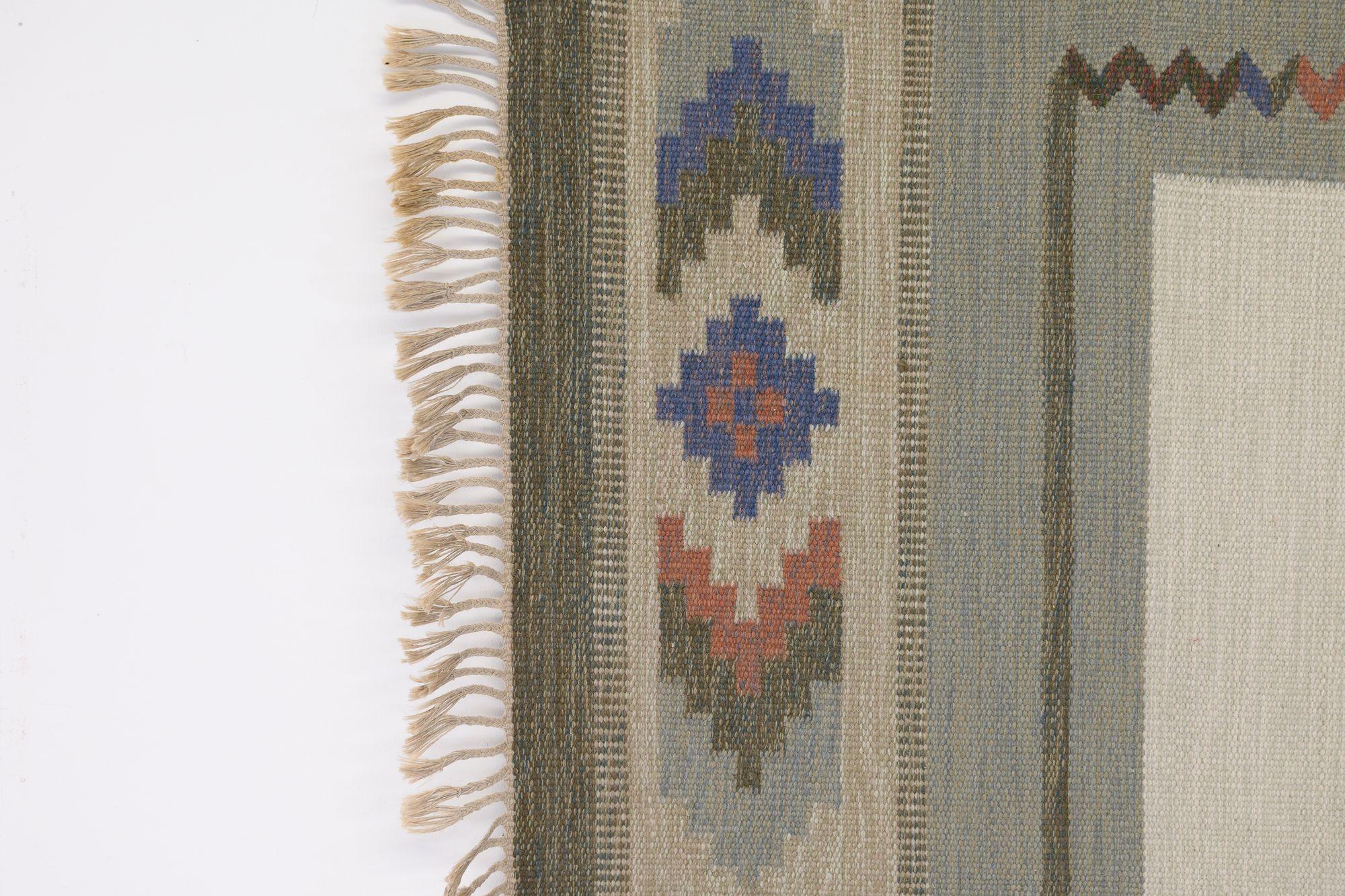 Kilim sueco grande de mediados de siglo en Bueno estado para la venta en London, England