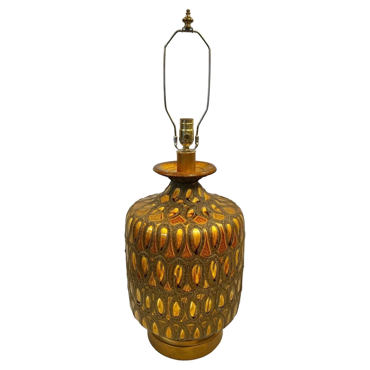 Große Mid Century Tischlampe im Angebot