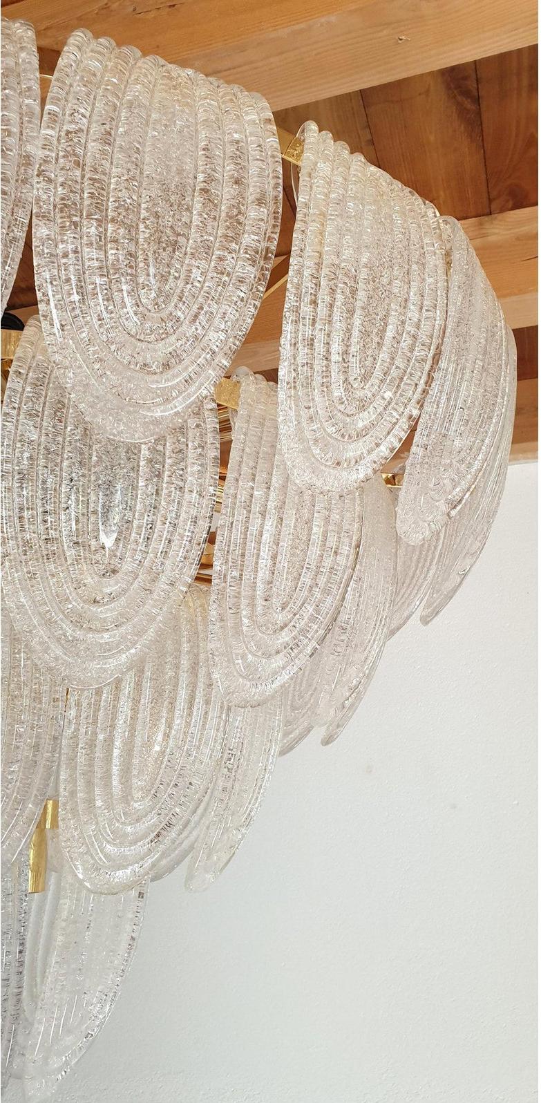 Large Midcentury Clear Murano Glass & Gold Plated Chandelier Mazzega Style Italy In Excellent Condition In Dallas, TX