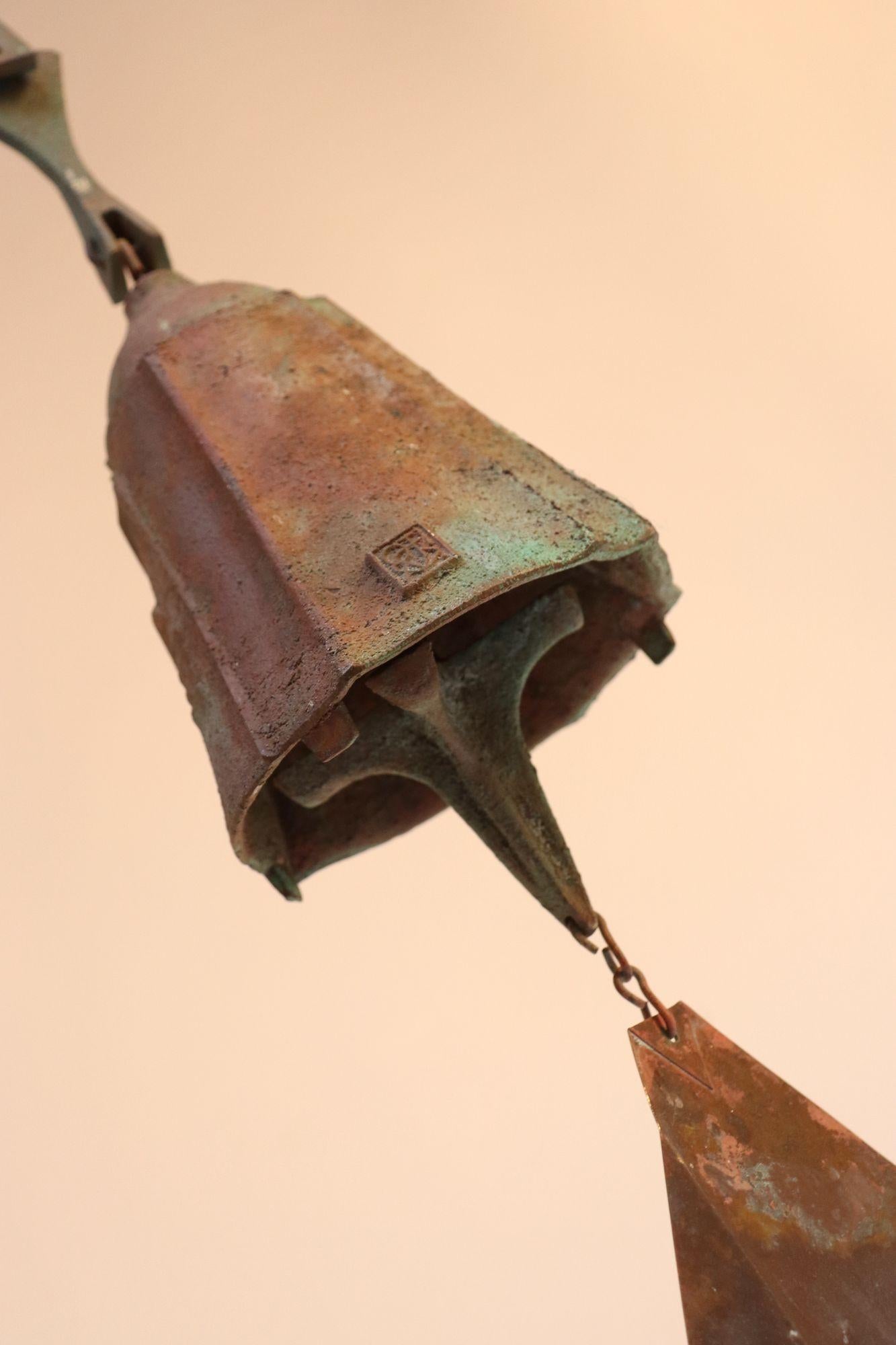 Bronze Grande cloche / carillon de vent en bronze vert-de-gris Paolo Soleri pour Arconsanti en vente