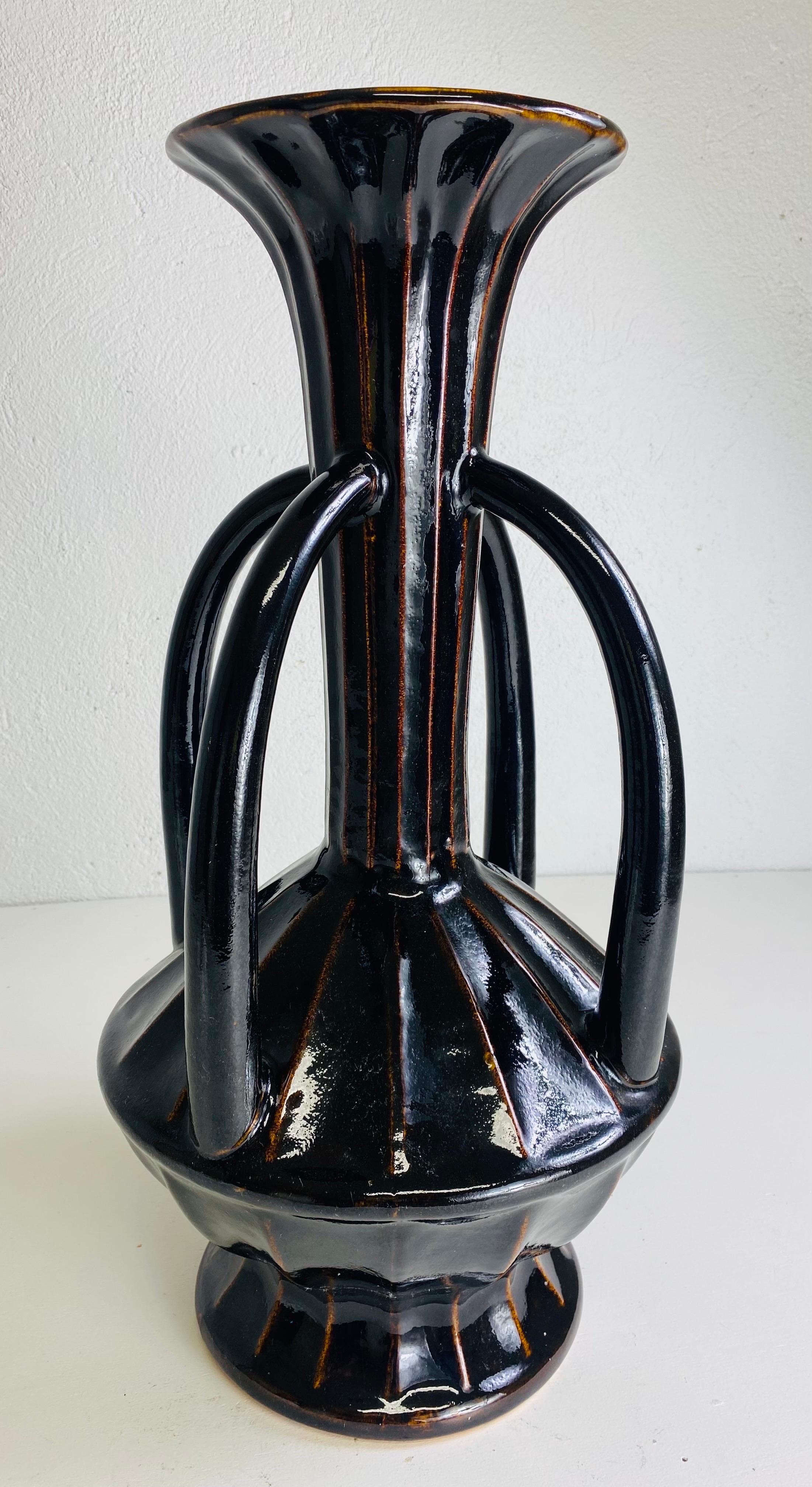 Large mid century vintage espresso brown pottery vase. For Sale 1