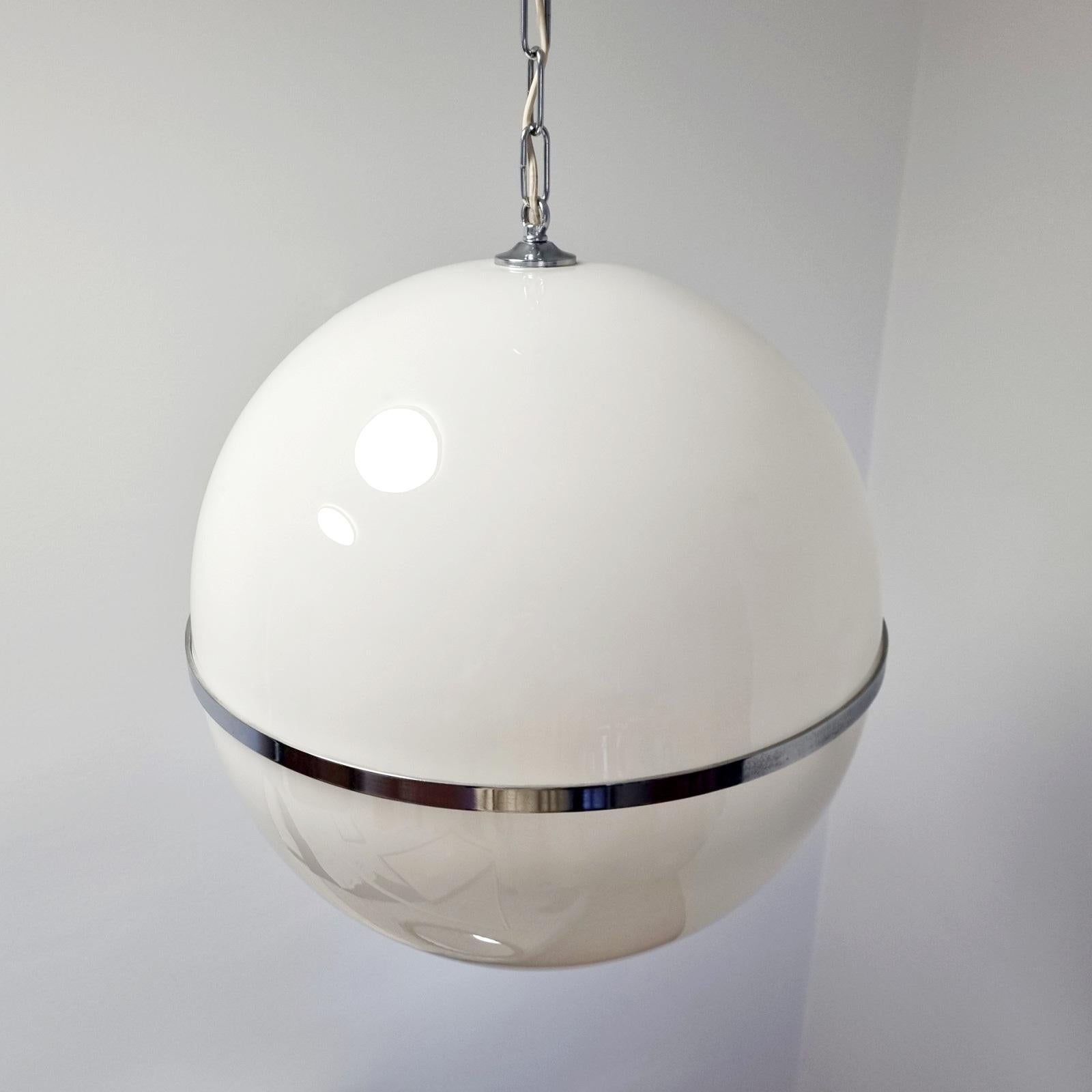 Mid-Century Modern Large Mid Century White Globe Pendant Lamp, Italy 70s