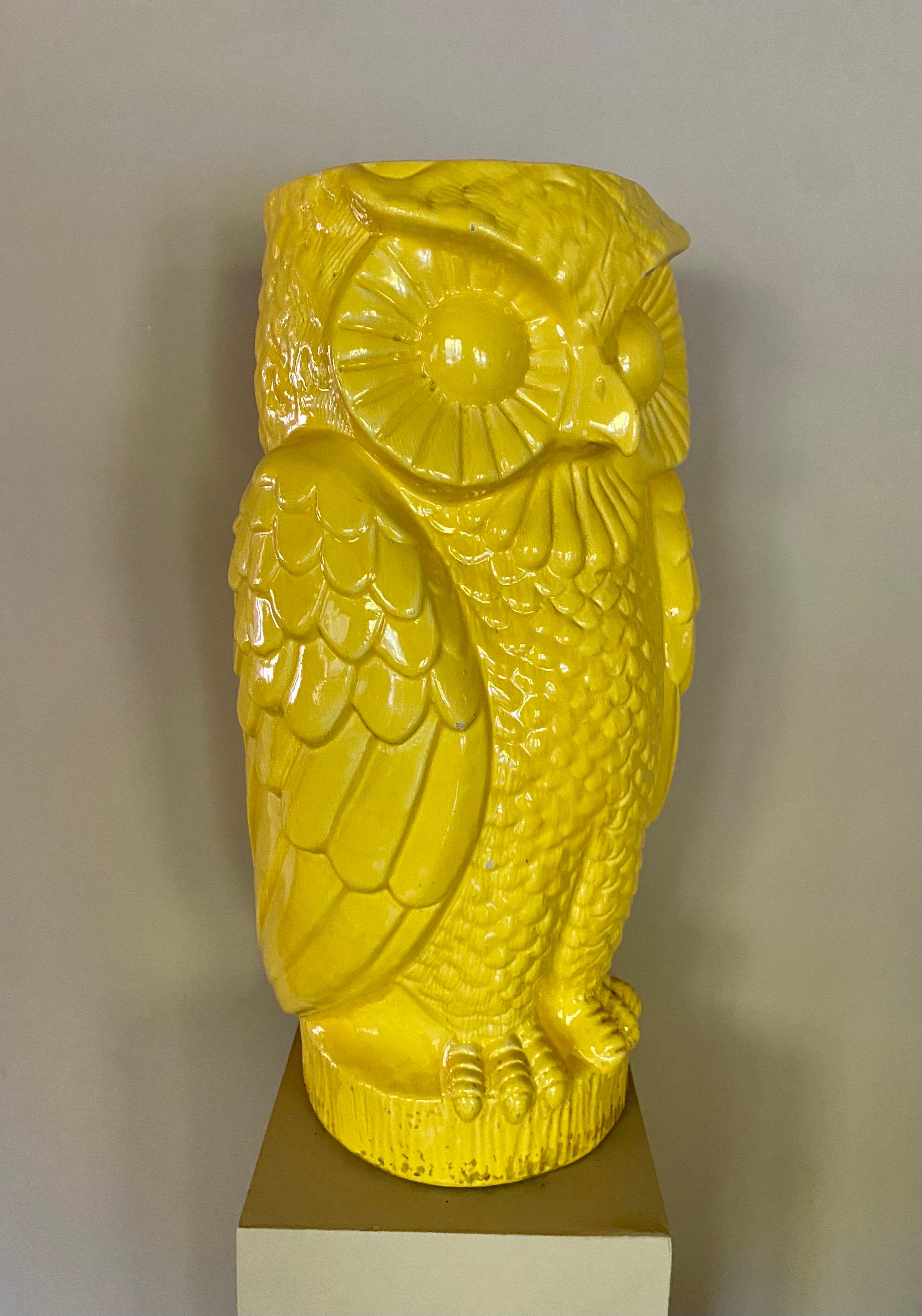 Large Midcentury Yellow Ceramic Pottery Owl Vase or Umbrella Holder In Good Condition For Sale In Lambertville, NJ