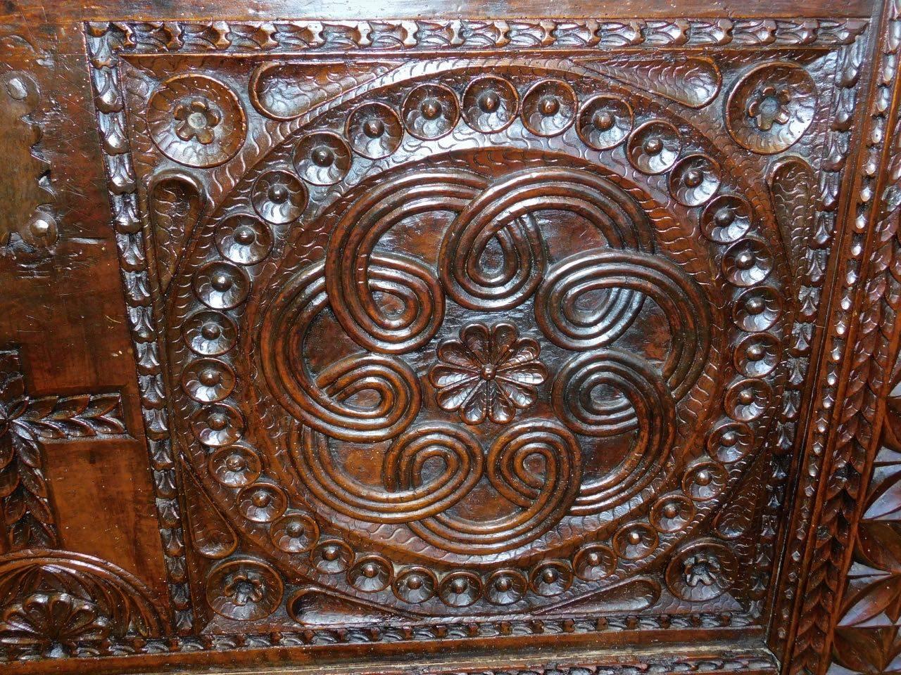 Large Mid-Late 17th Century Spanish Basque Arms Chest, Cherry and Chestnut 1