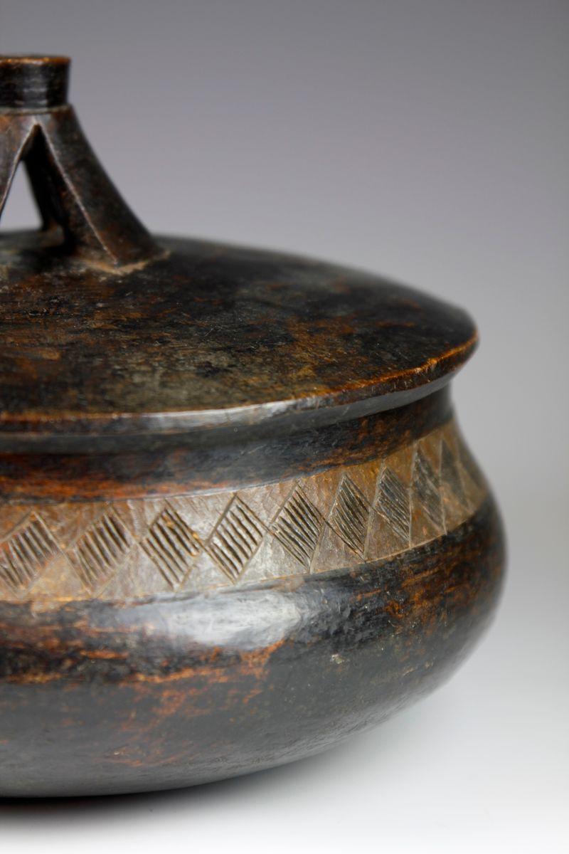 Carved Large Mid-Twentieth Century Traditional Food Bowl  For Sale