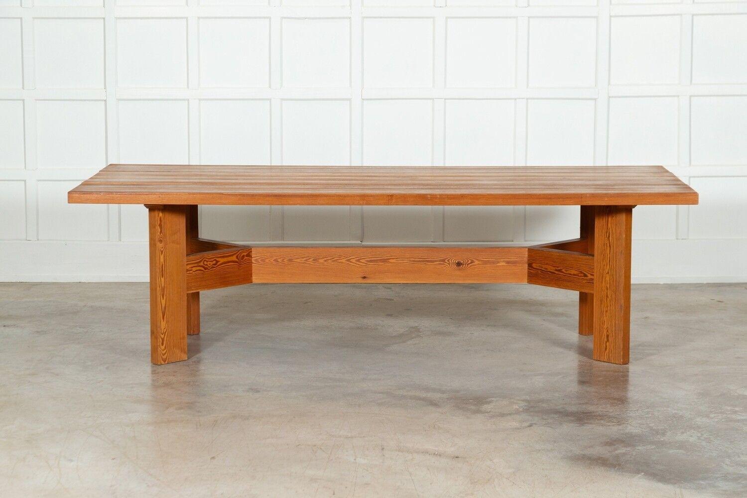Large MidC English Pine Refectory Table / Desk For Sale 6