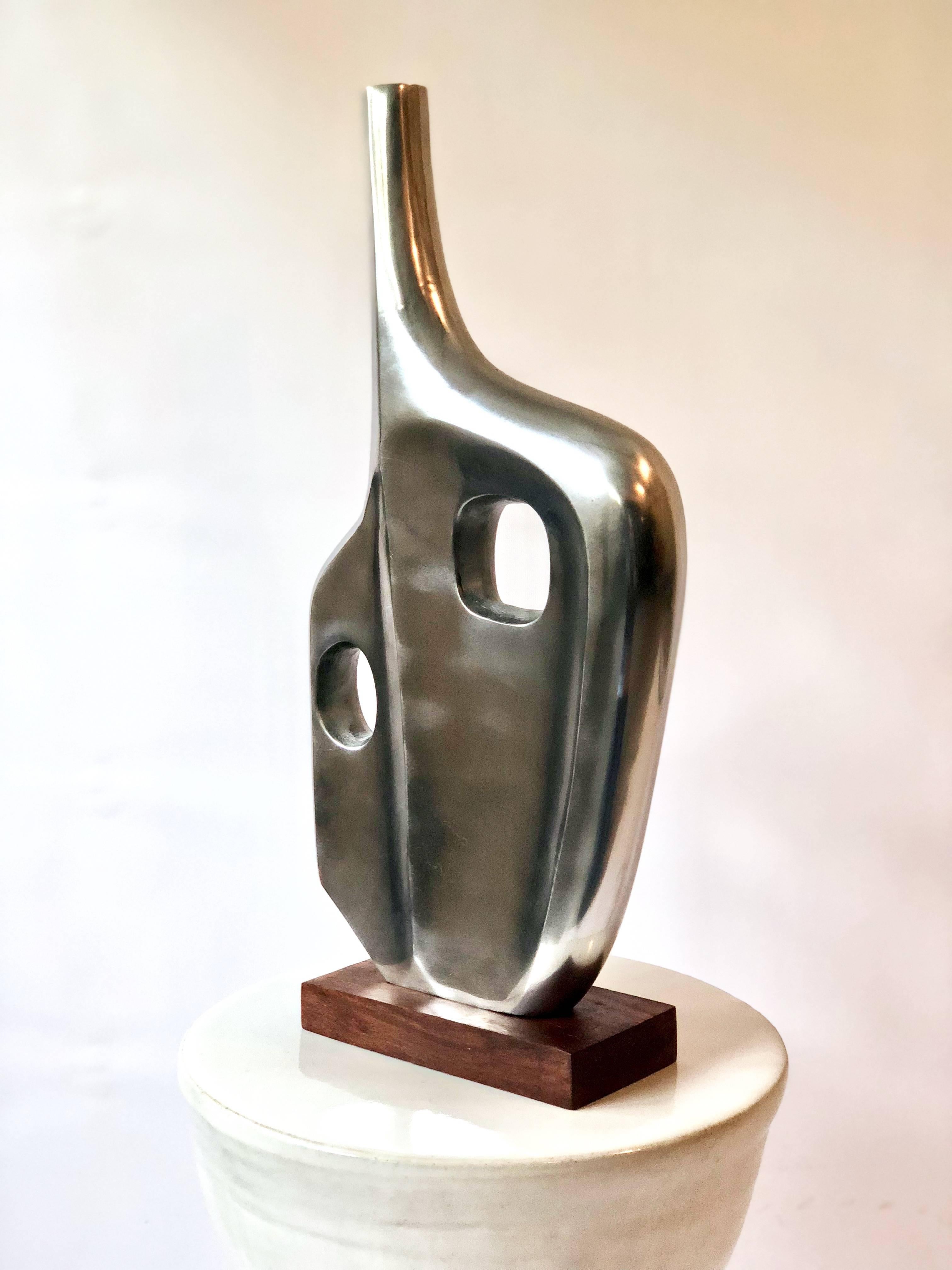 Large Midcentury Style Abstract Chrome Sculpture in the Style of Dorothy Dehner In Good Condition In Stamford, CT