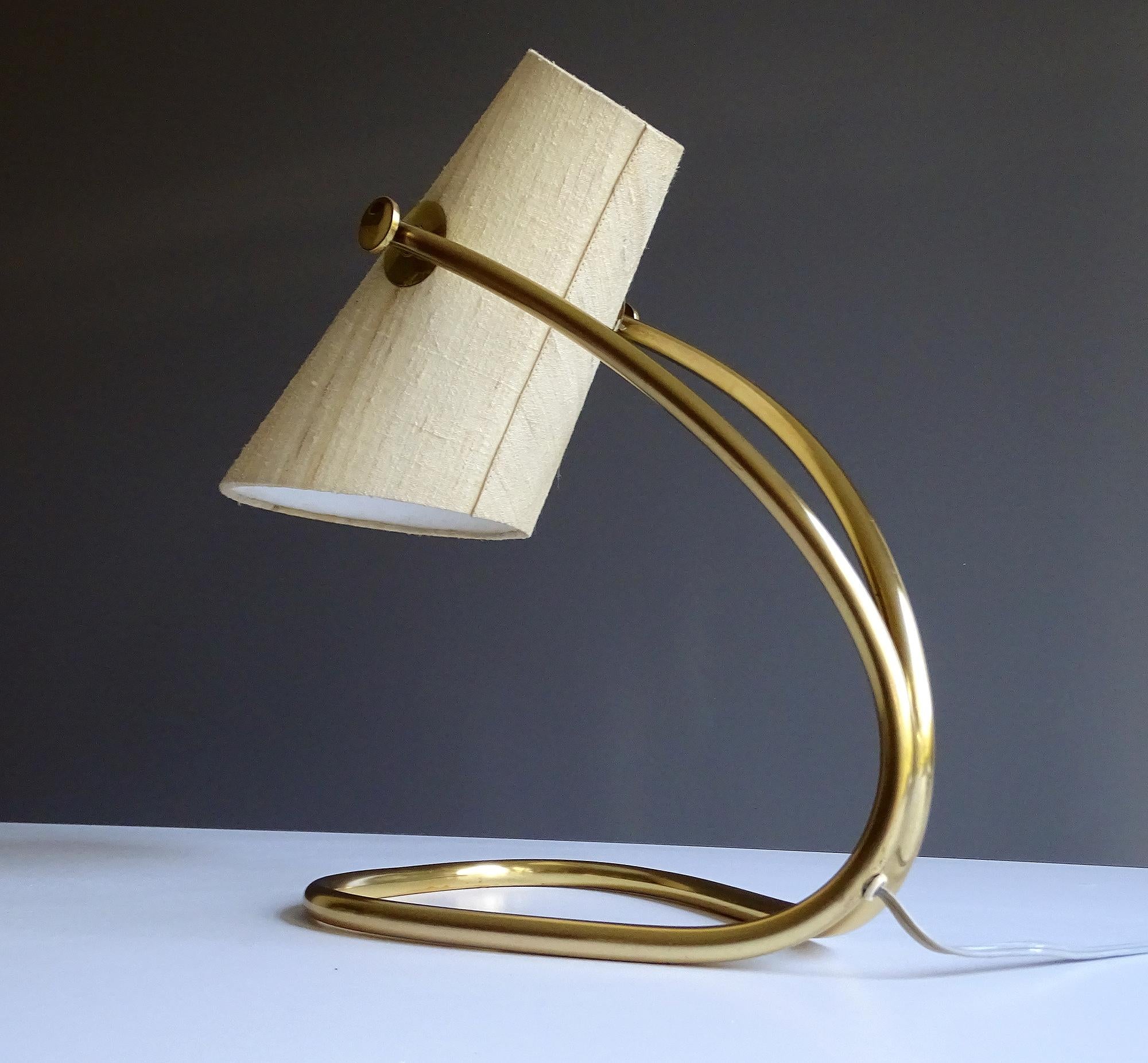 Large MidCentury Austrian Adjustable Nikoll Brass Desk Table Lamp,  1960s  im Angebot 7