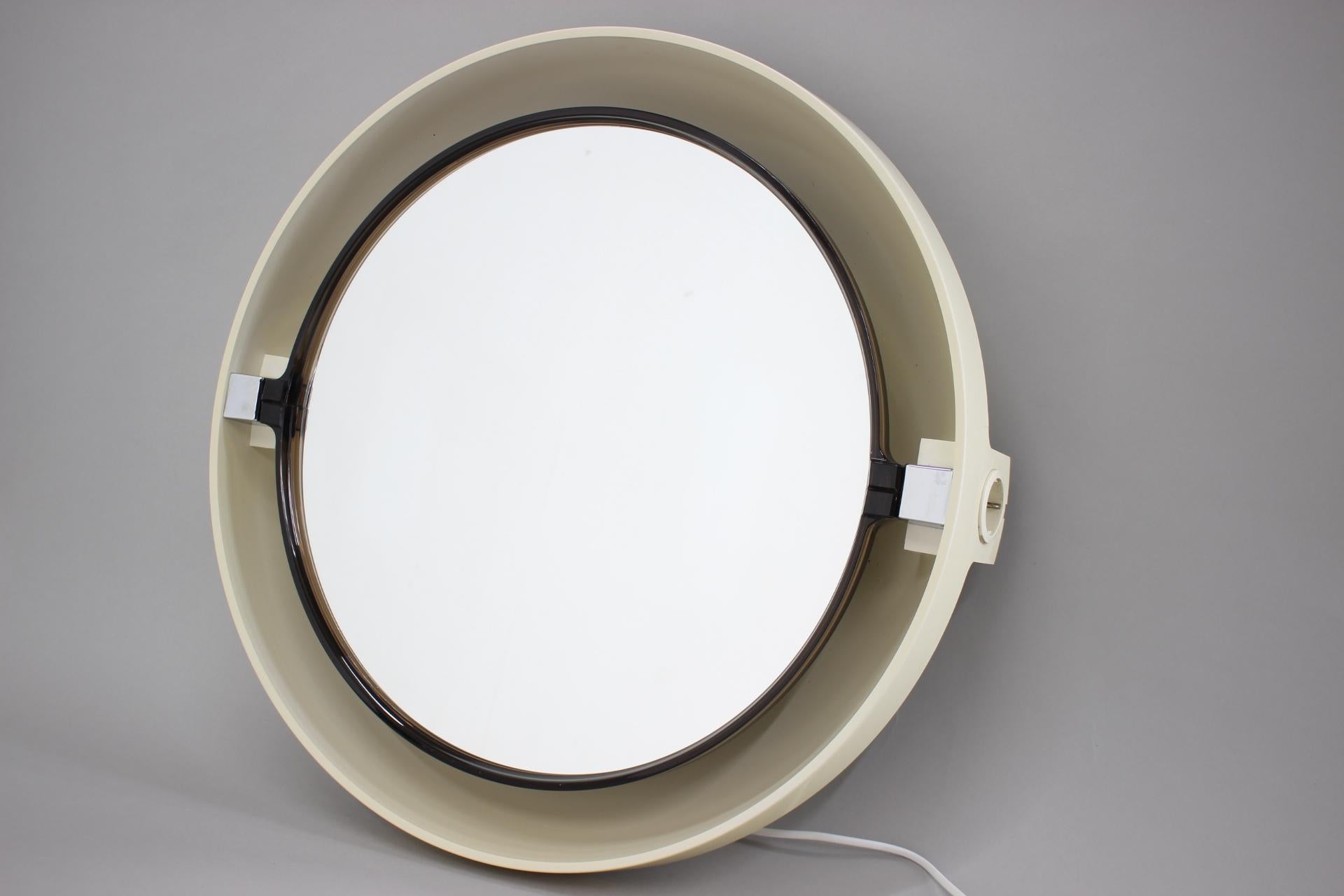 Large Midcentury Backlit Mirror Allibert, Italy, 1970s In Good Condition For Sale In Praha, CZ