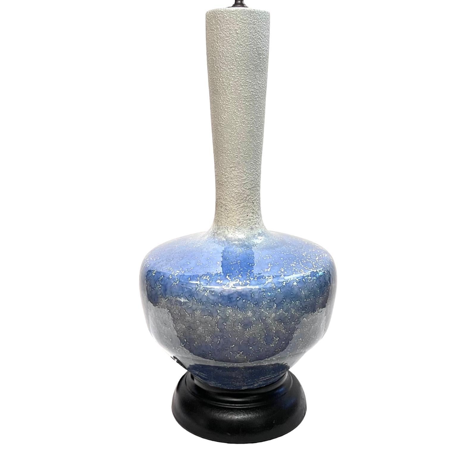 Large Midcentury Blue Ceramic Lamp In Good Condition For Sale In New York, NY