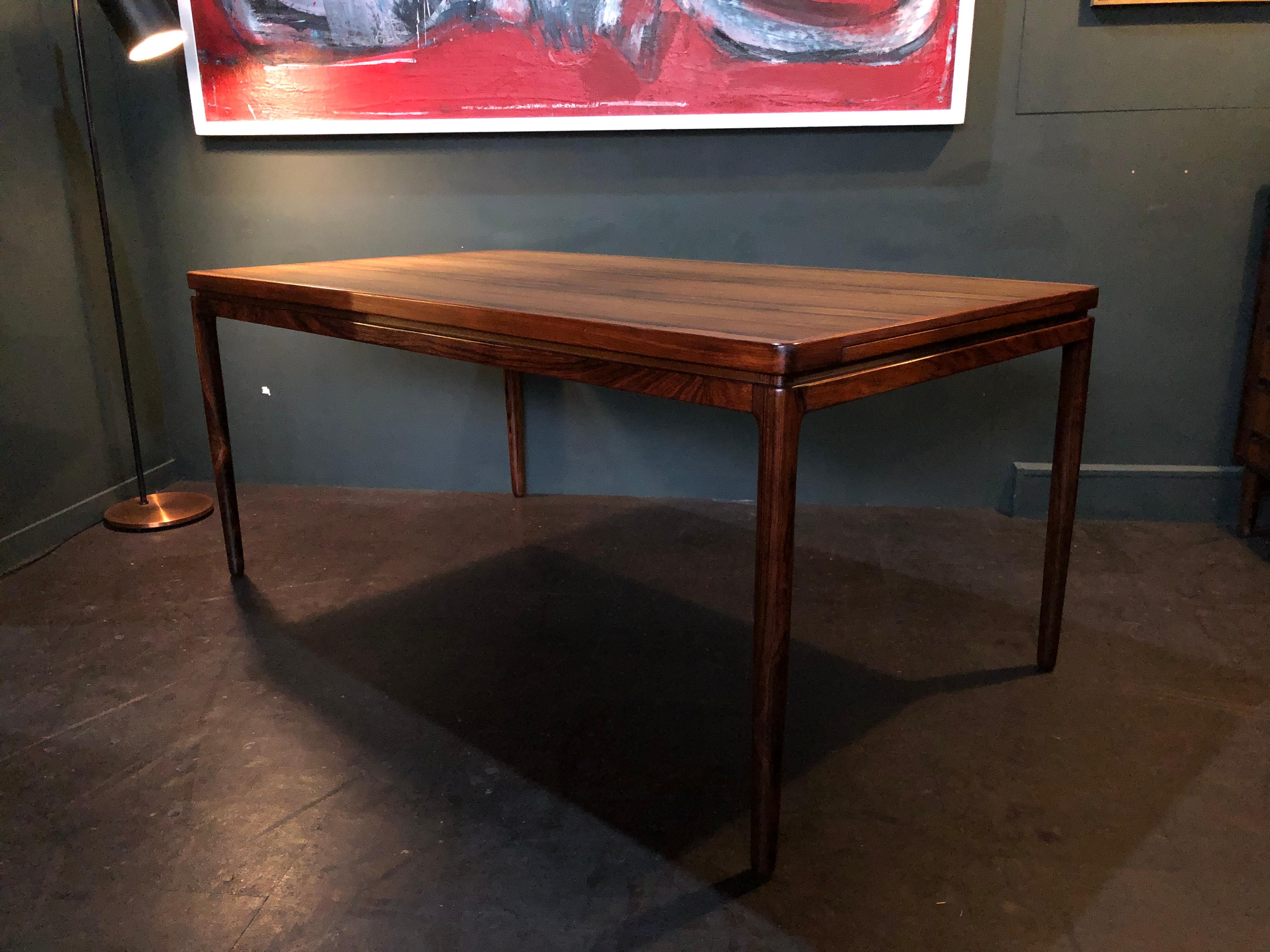 Large Midcentury Danish Rosewood Dining Table by Johannes Andersen 4