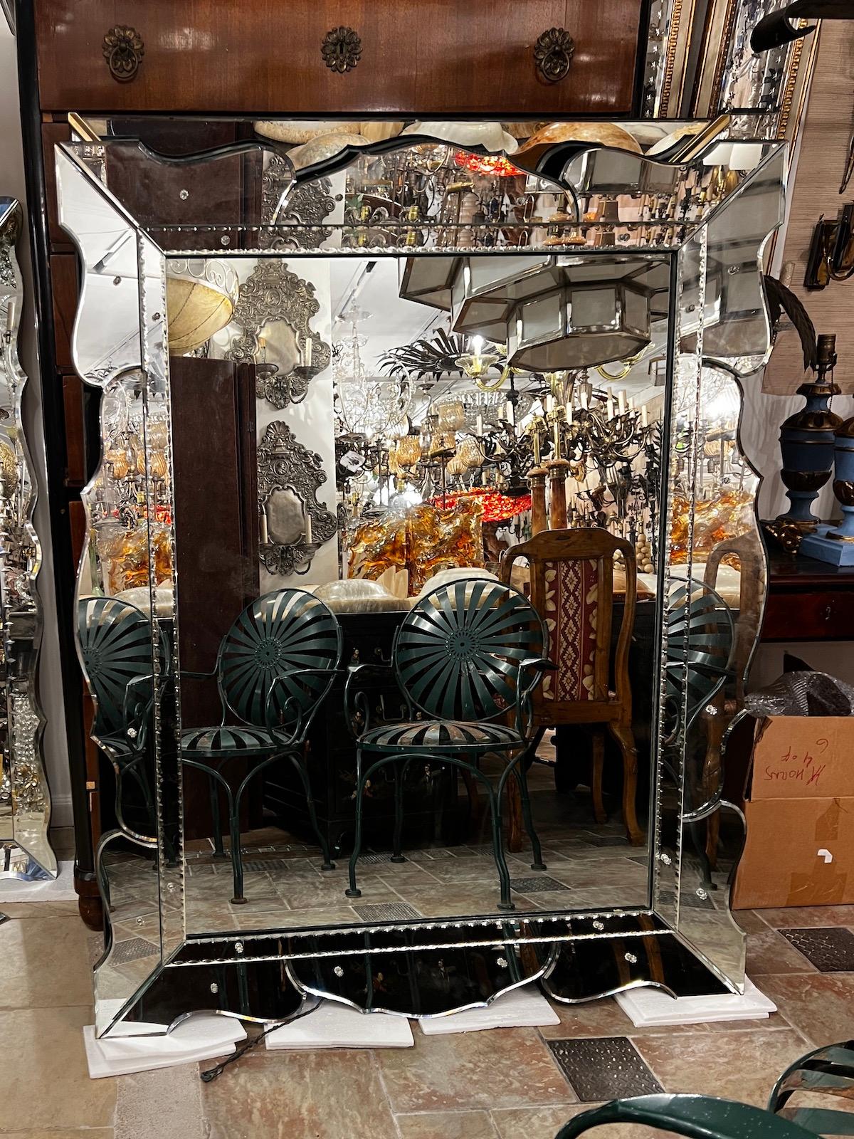 Großer geätzter Spiegel aus der Mitte des Jahrhunderts (Französisch) im Angebot