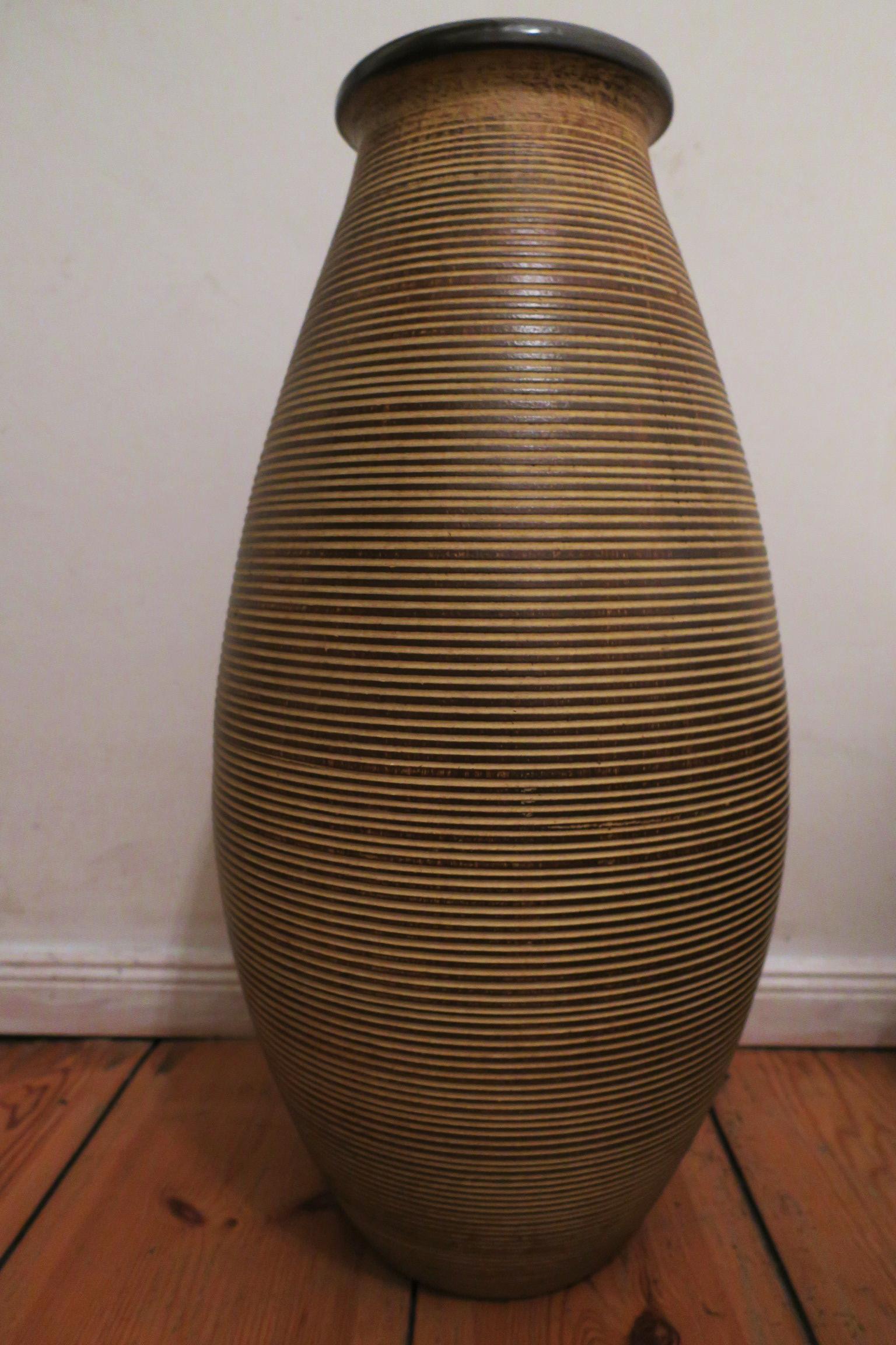 Large German Mid Century Fine Ringed Stoneware Floor Vase For Sale 1
