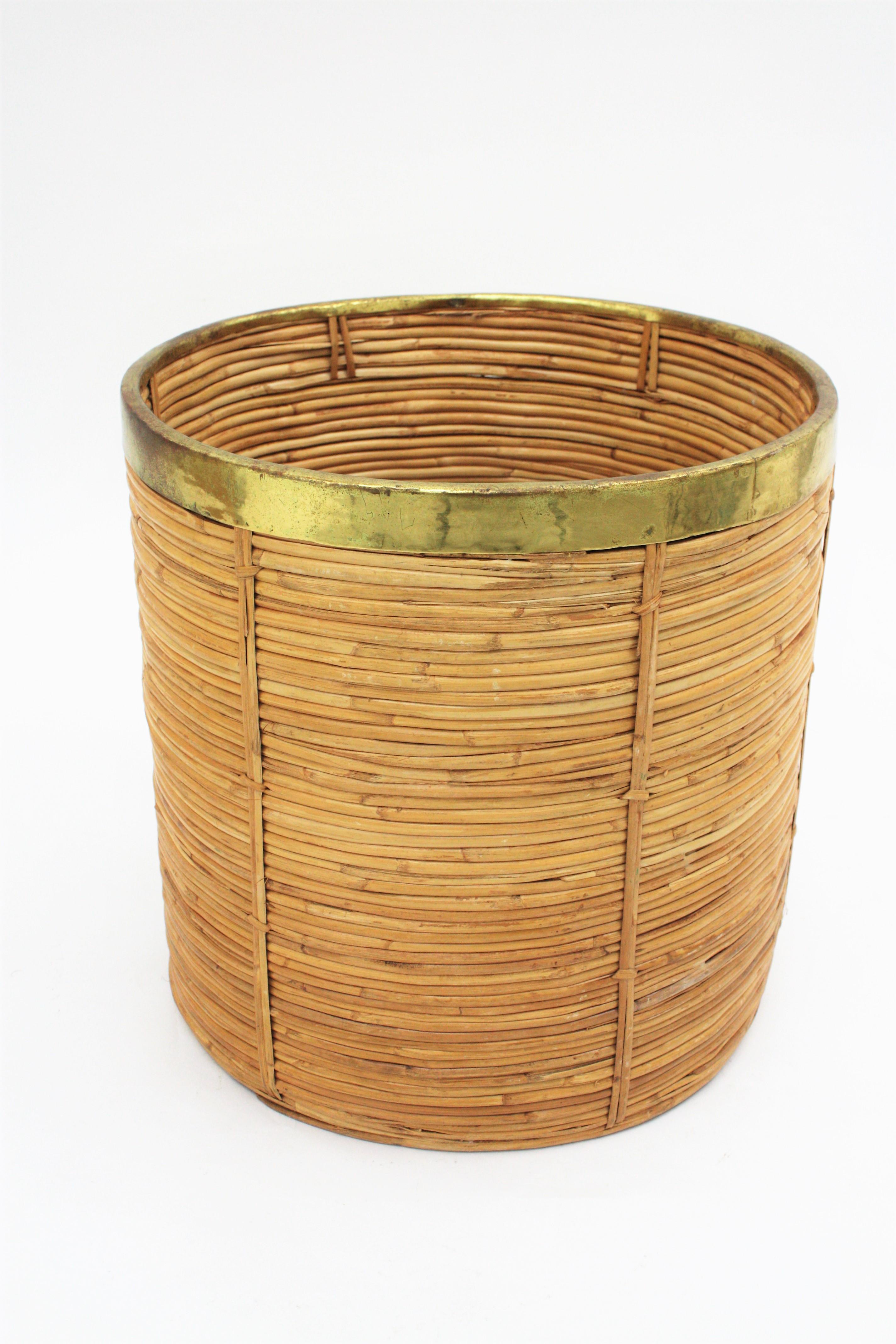 Large Midcentury Gabriella Crespi Style Brass and Rattan Bamboo Round Planter In Excellent Condition In Barcelona, ES