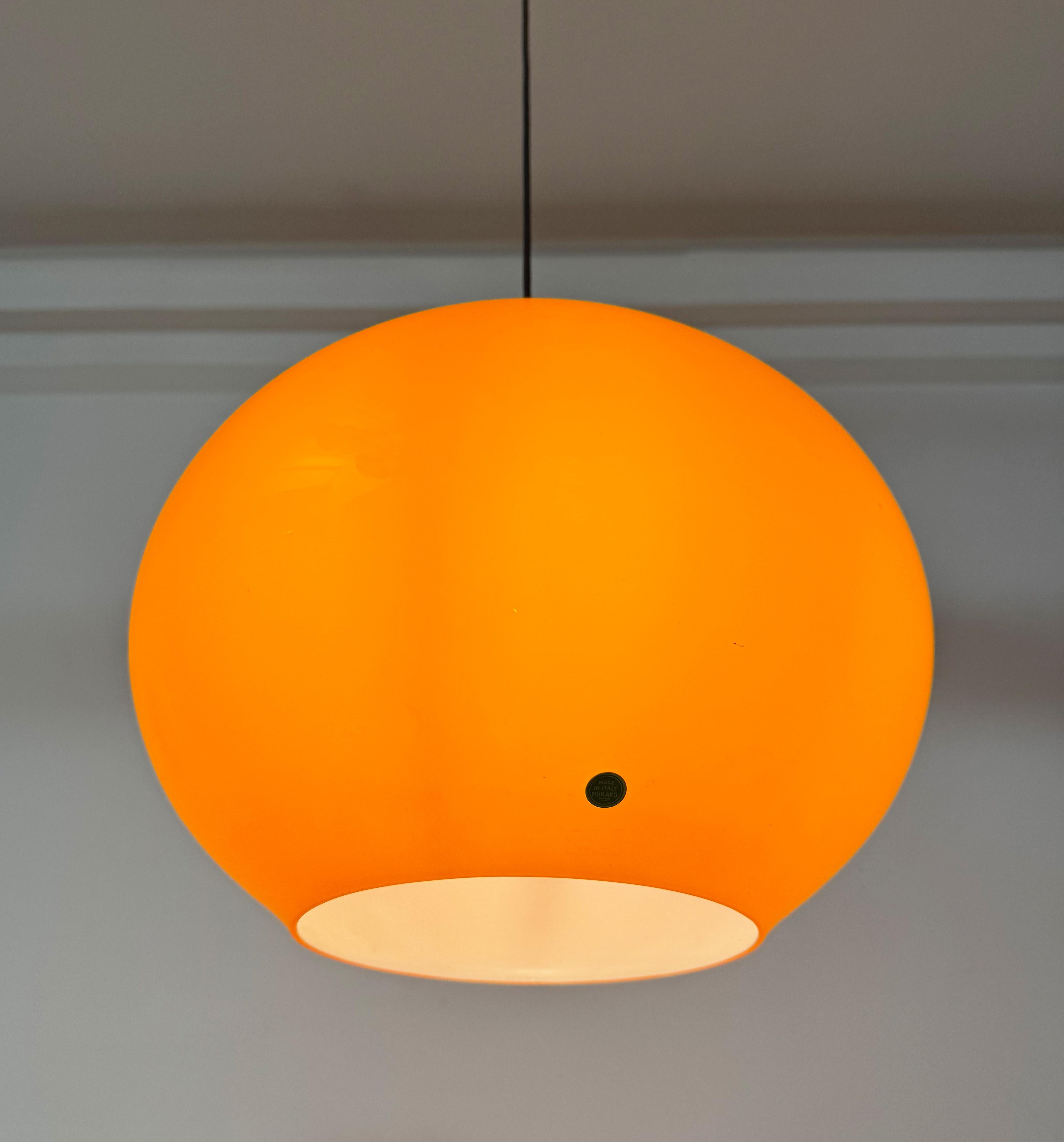Large Midcentury Glass Pendant by Alessandro Pianon for Vistosi en vente 4