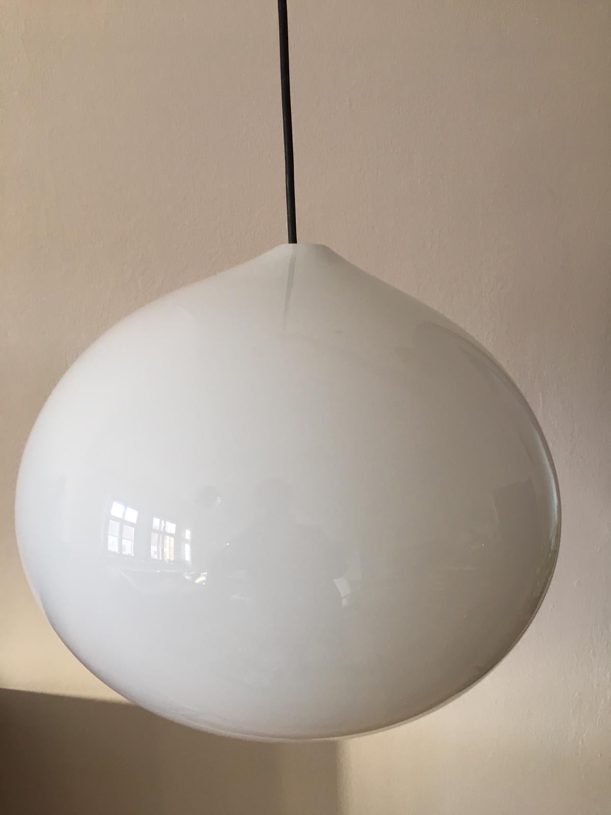 Mid-Century Modern Large Midcentury Glass Pendant by Alessandro Pianon for Vistosi For Sale