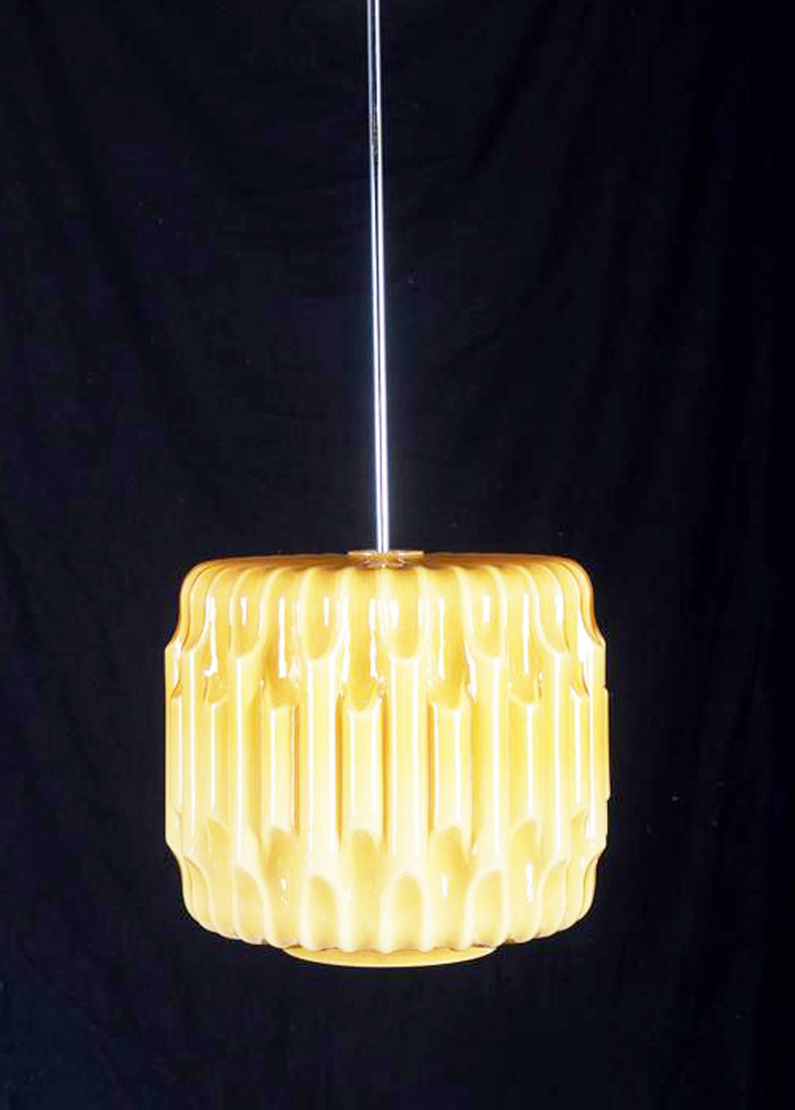 Large Midcentury Glass Pendant In Good Condition For Sale In Vienna, AT