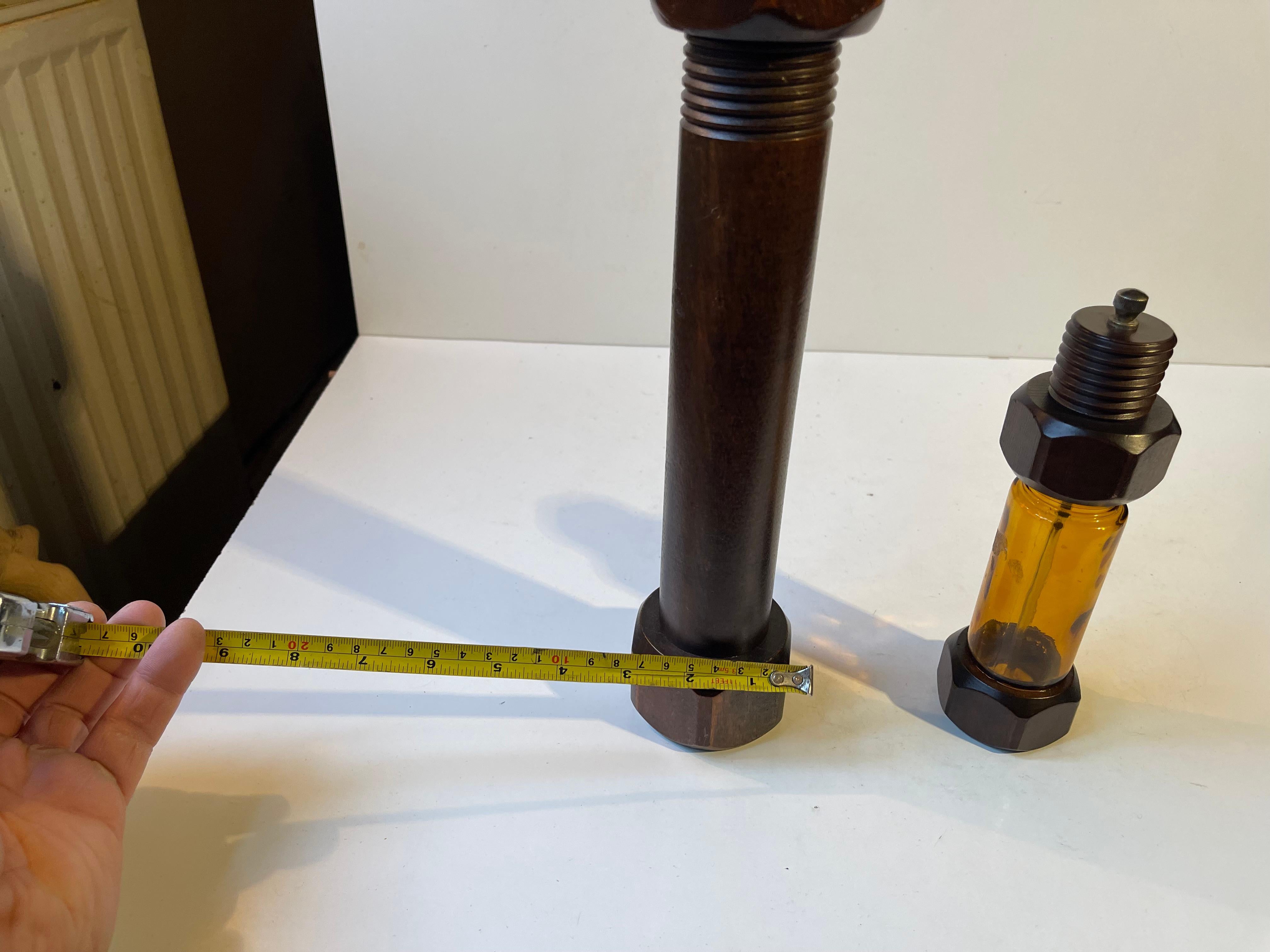 Großes industrielles Salz- und Pfeffermühlenset aus der Mitte des Jahrhunderts, 1970er Jahre im Angebot 2