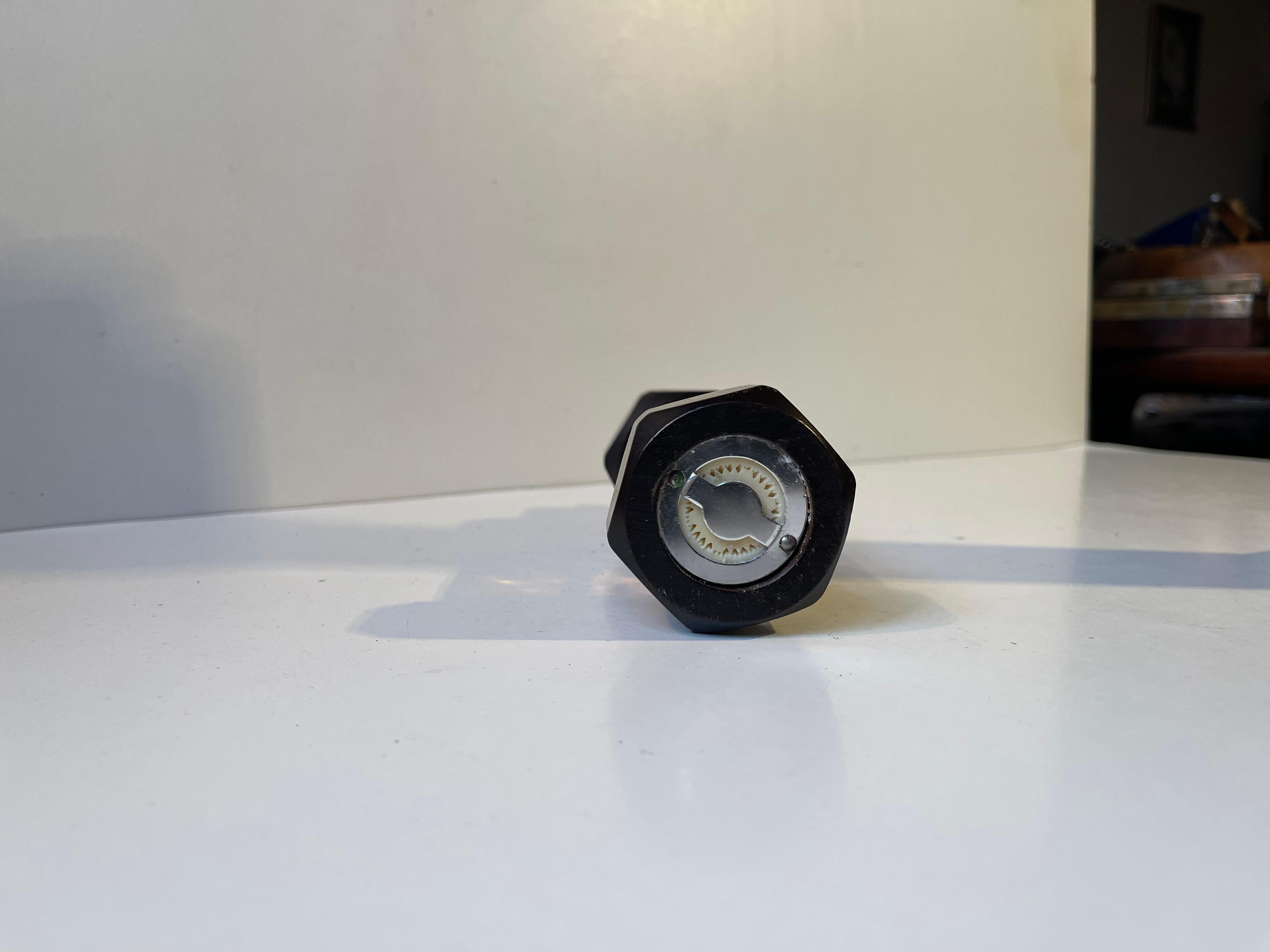 Großes industrielles Salz- und Pfeffermühlenset aus der Mitte des Jahrhunderts, 1970er Jahre im Zustand „Gut“ im Angebot in Esbjerg, DK