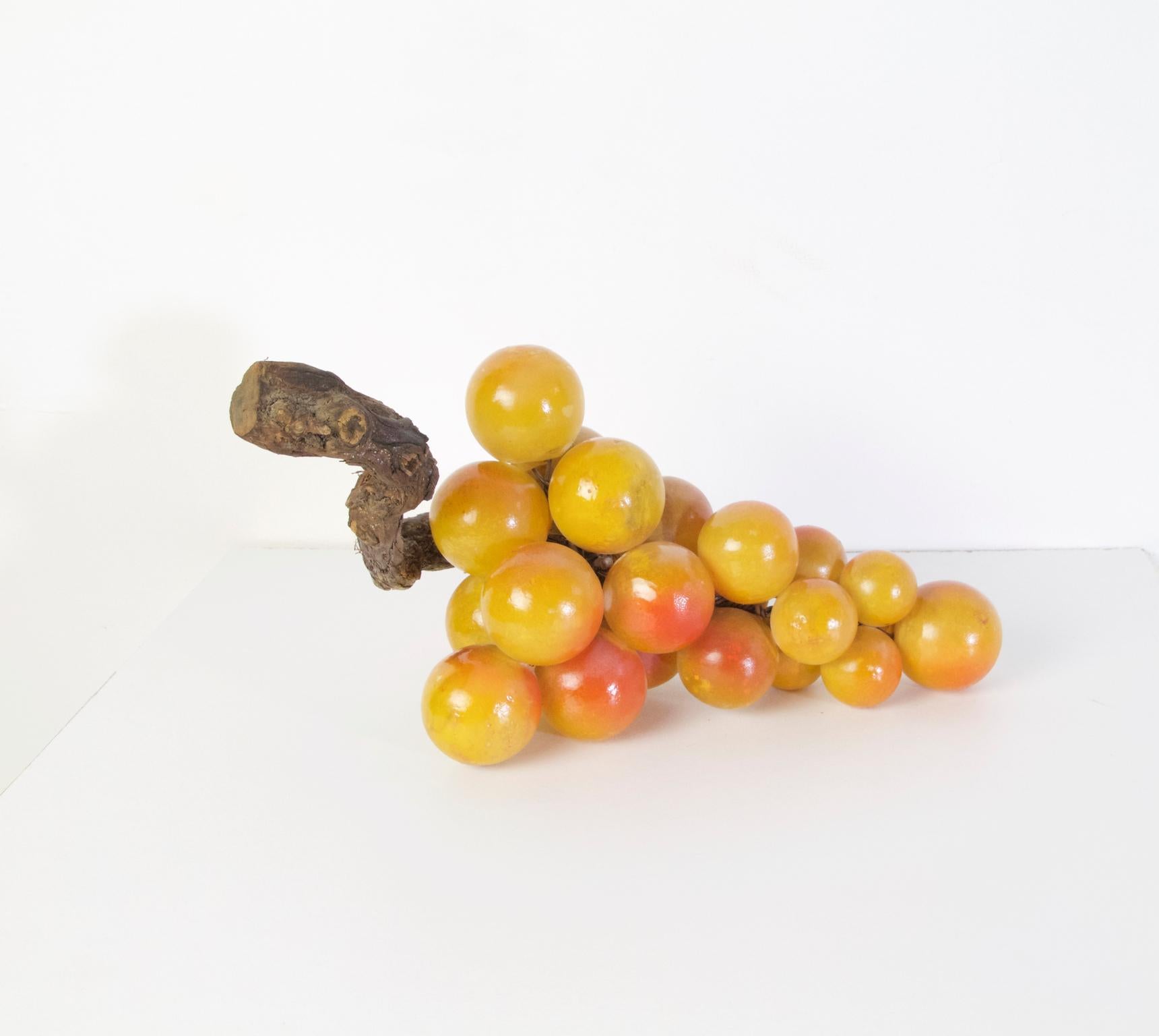 Mid-Century Modern Grand raisin en albâtre italien du milieu du siècle en vente