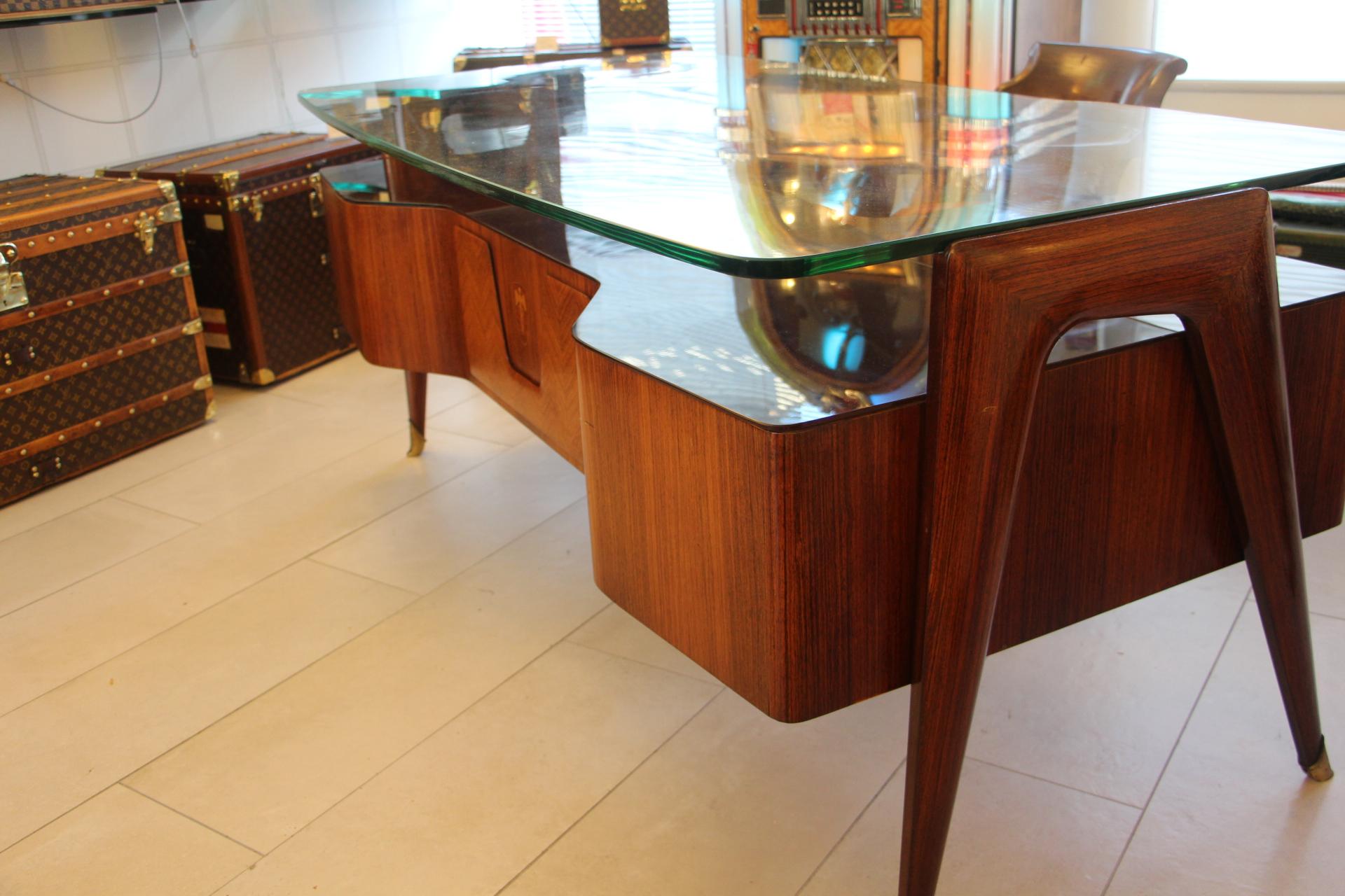 Brass Large Midcentury Italian Executive Desk by Vittorio Dassi For Sale