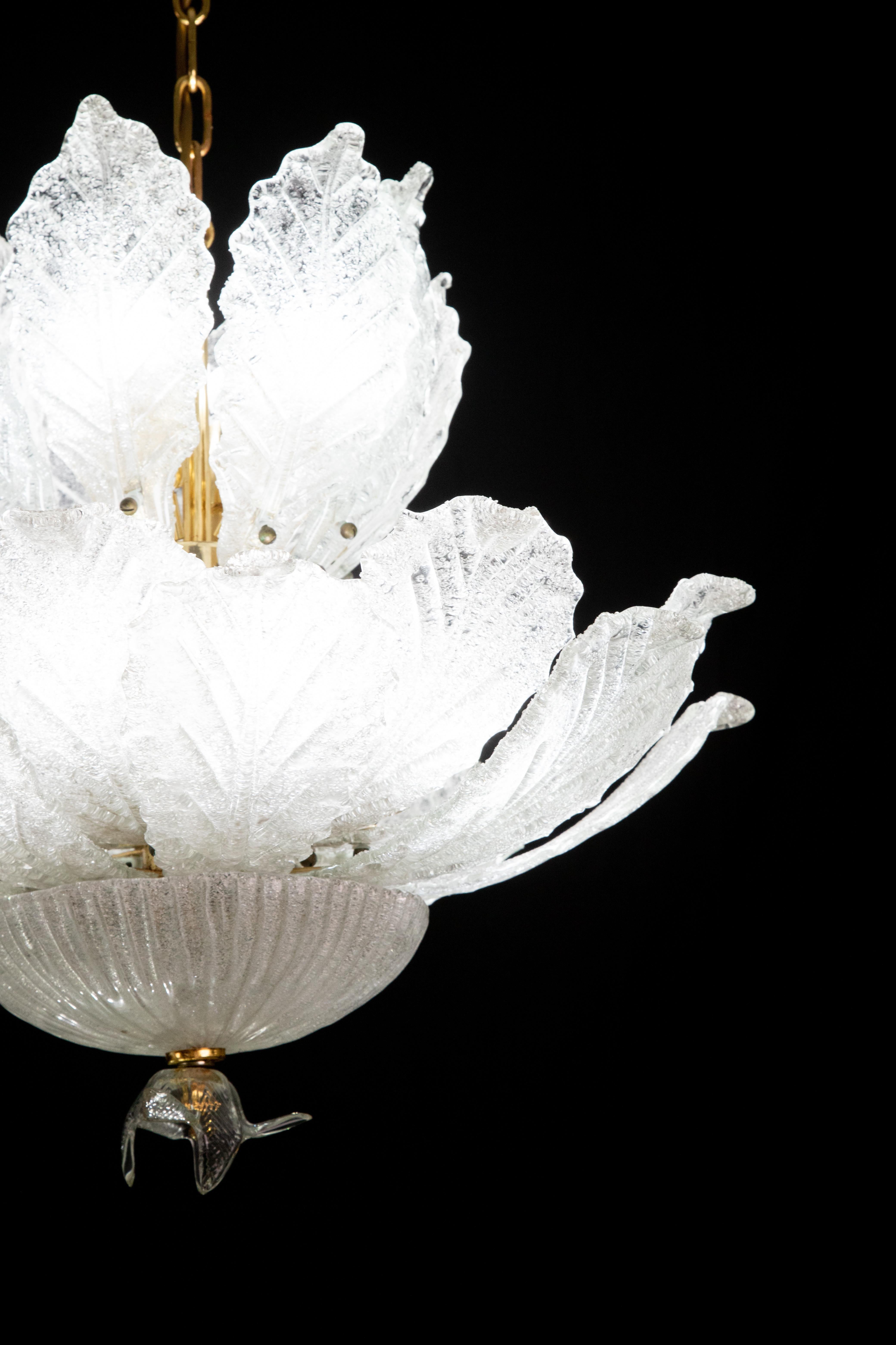 Late 20th Century Large Midcentury Italian Murano Glass Chandelier, 1970s For Sale