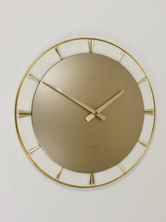 Große Messing-Wanduhr von Junghans aus der Jahrhundertmitte, Deutschland, 1950er Jahre