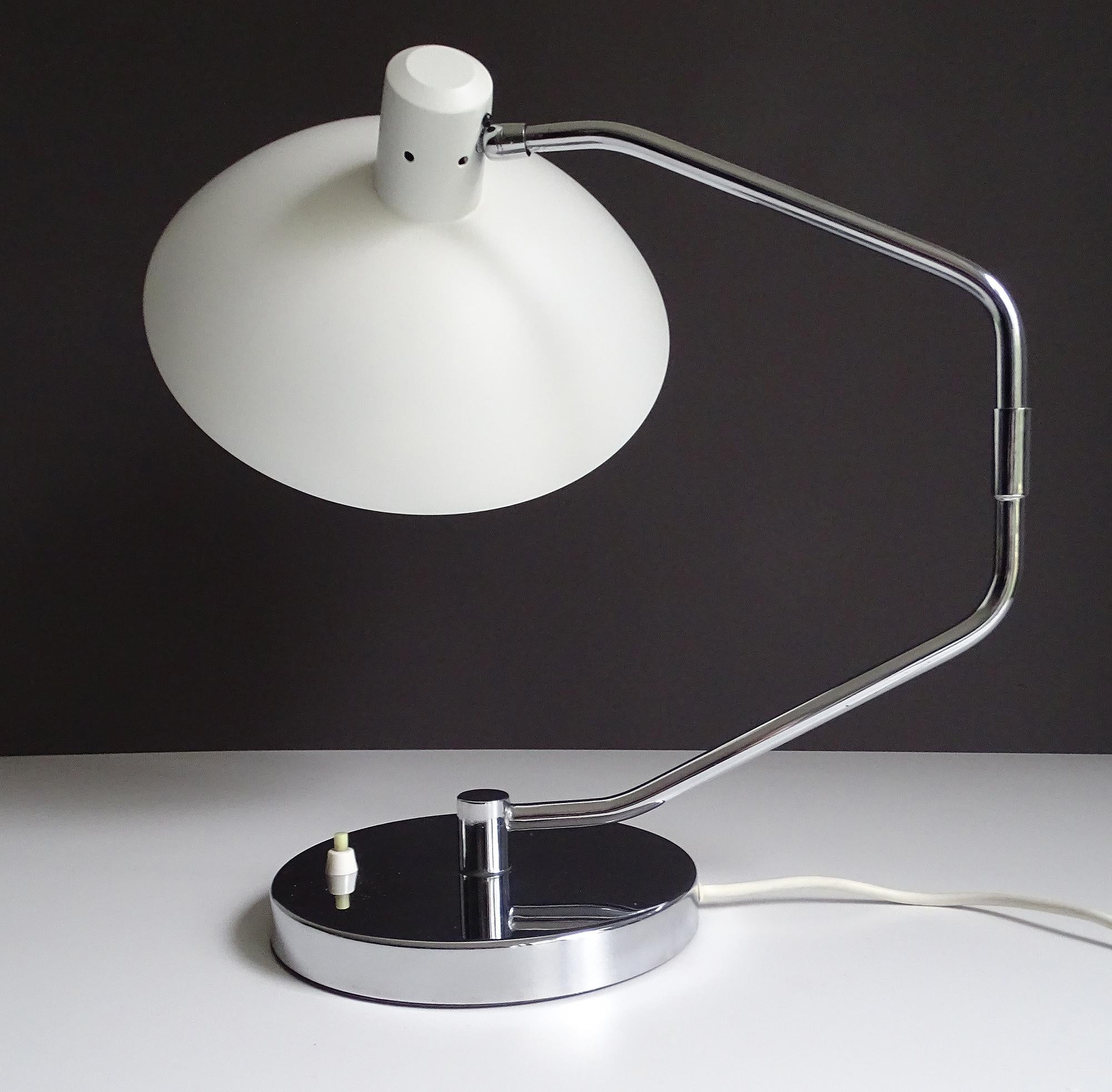 1960s  Knoll & Clay Michie Table Lamp For Sale 4