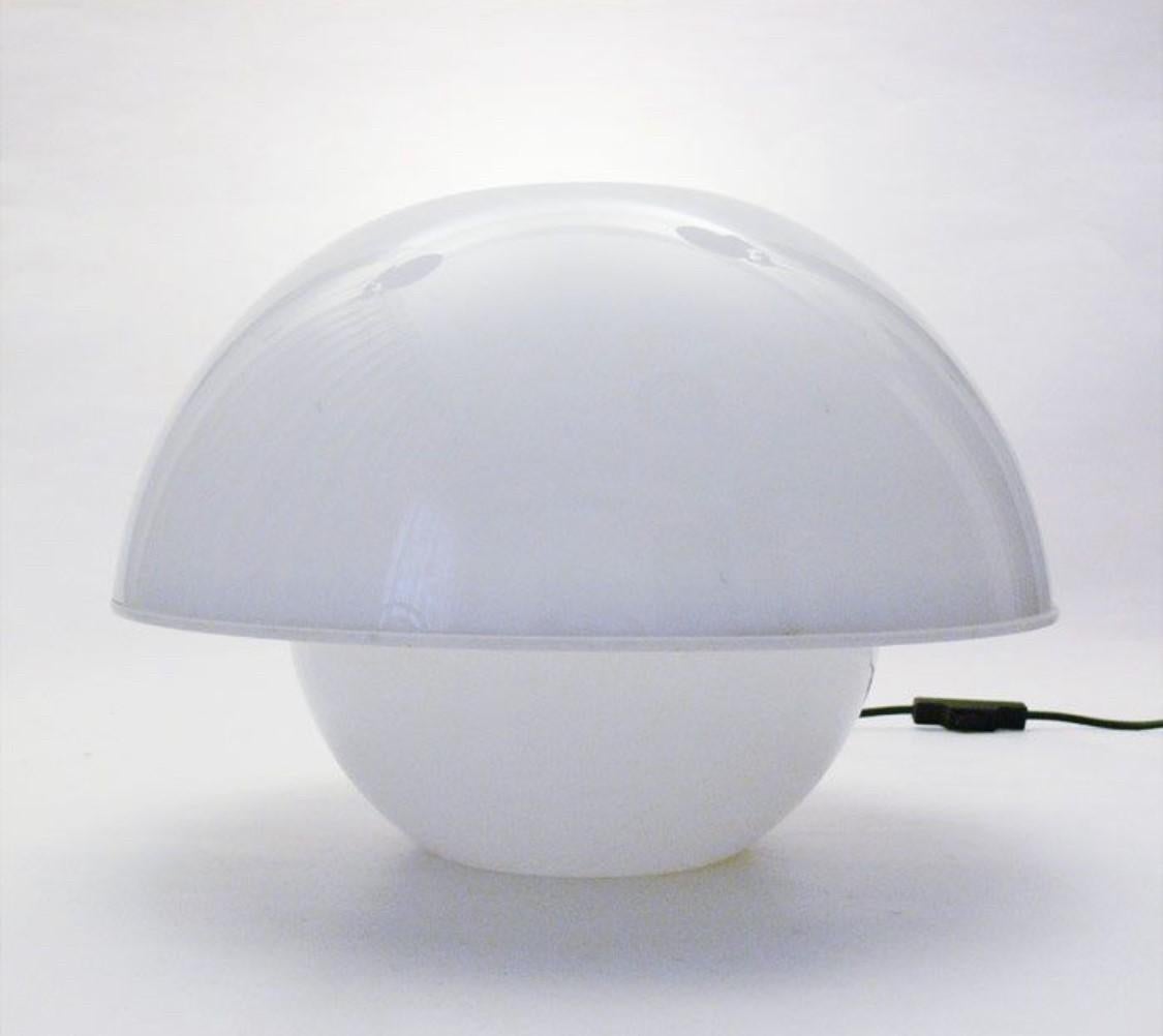 Spanish Midcentury White Lucite Table Lamp by André Ricard for Metalarte, 1970s For Sale