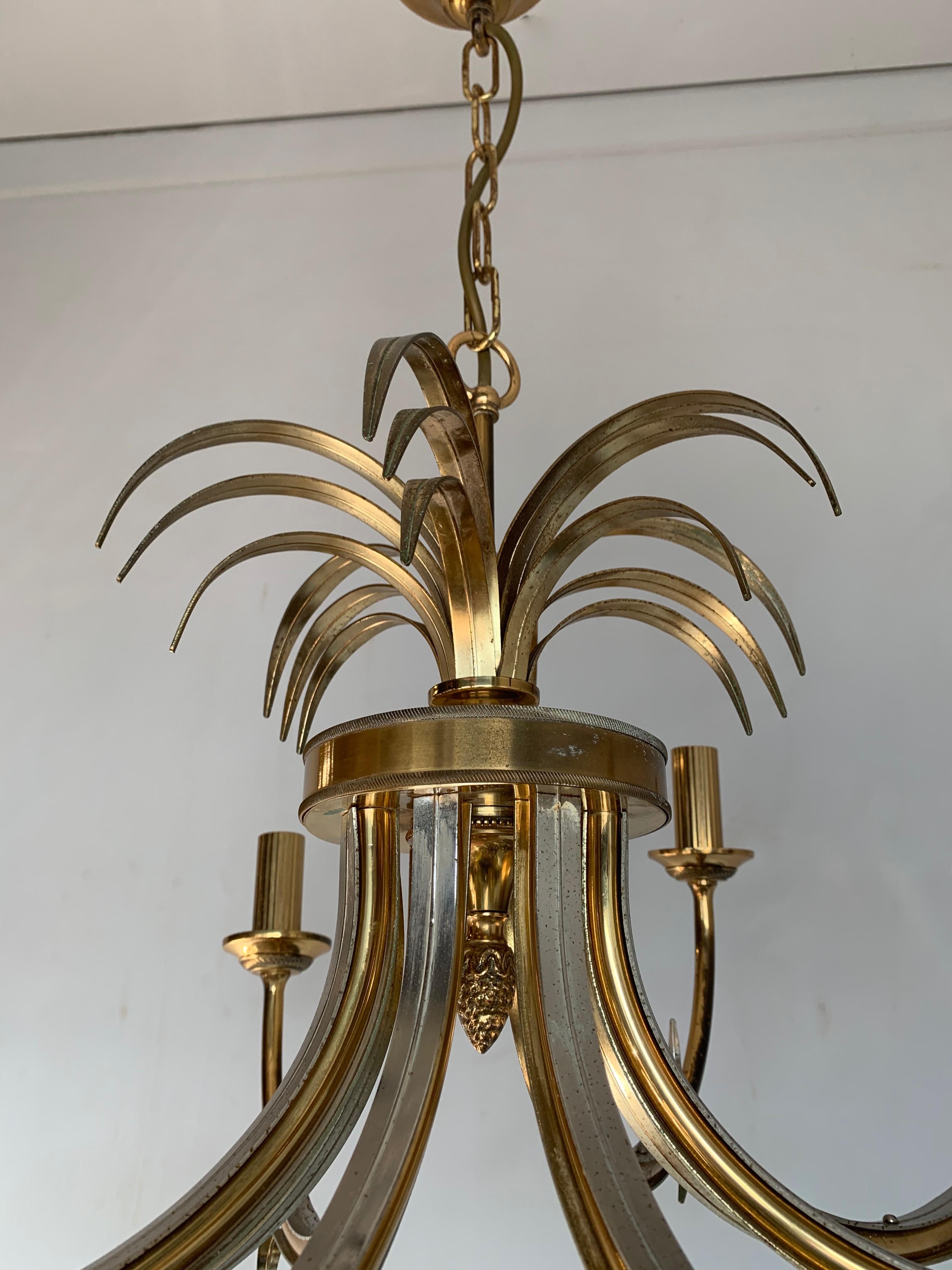 Large Midcentury Made Matching Pair of Hollywood Regency Leaf Design Chandeliers For Sale 1